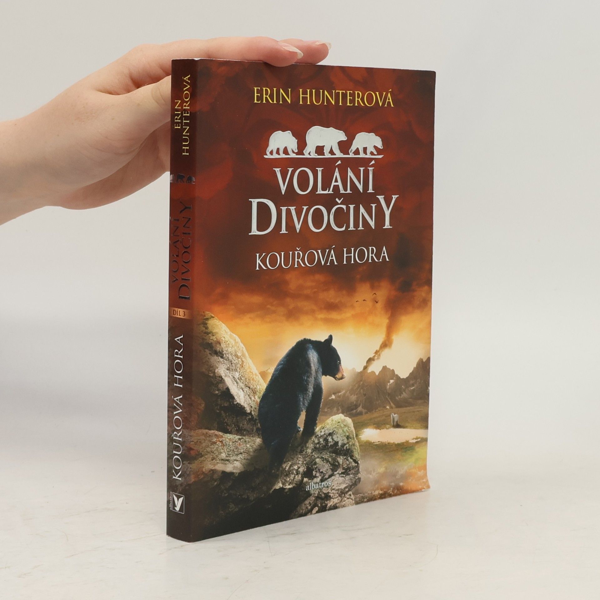 Erin Hunter Kouřová hora