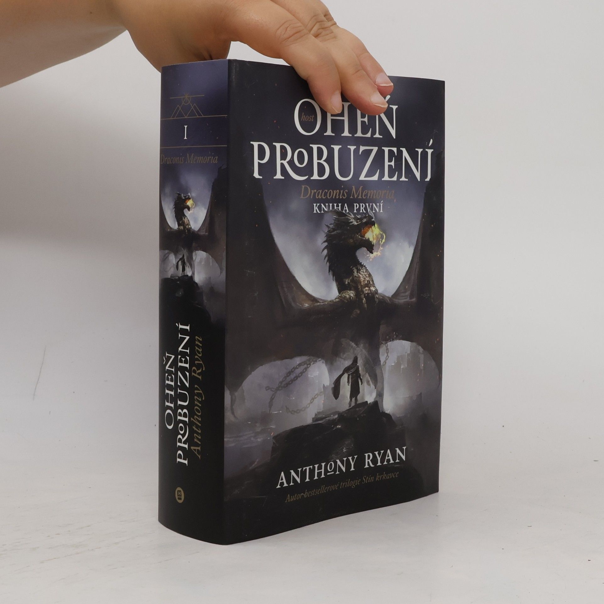 Anthony Ryan Oheň probuzení