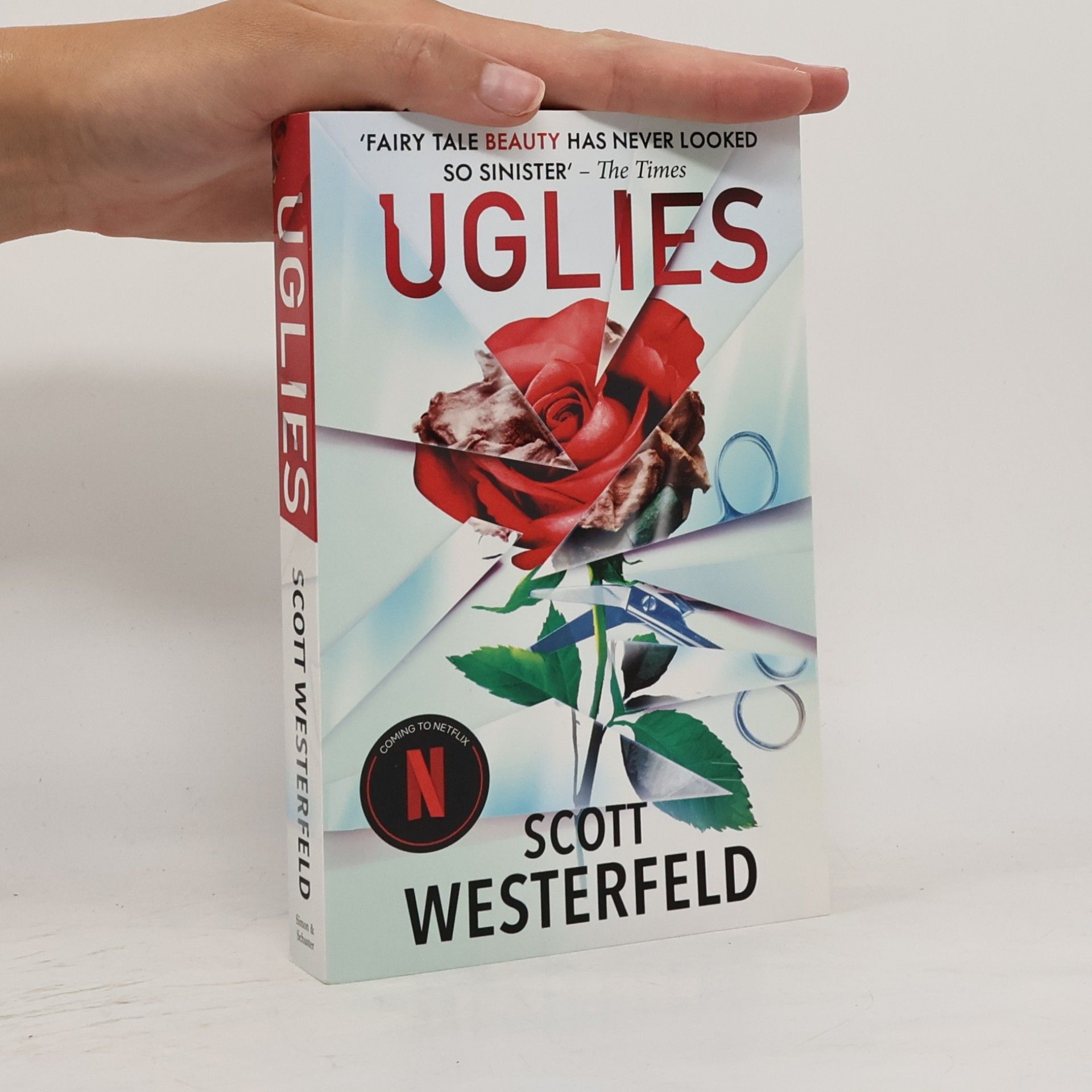 Scott Westerfeld Uglies