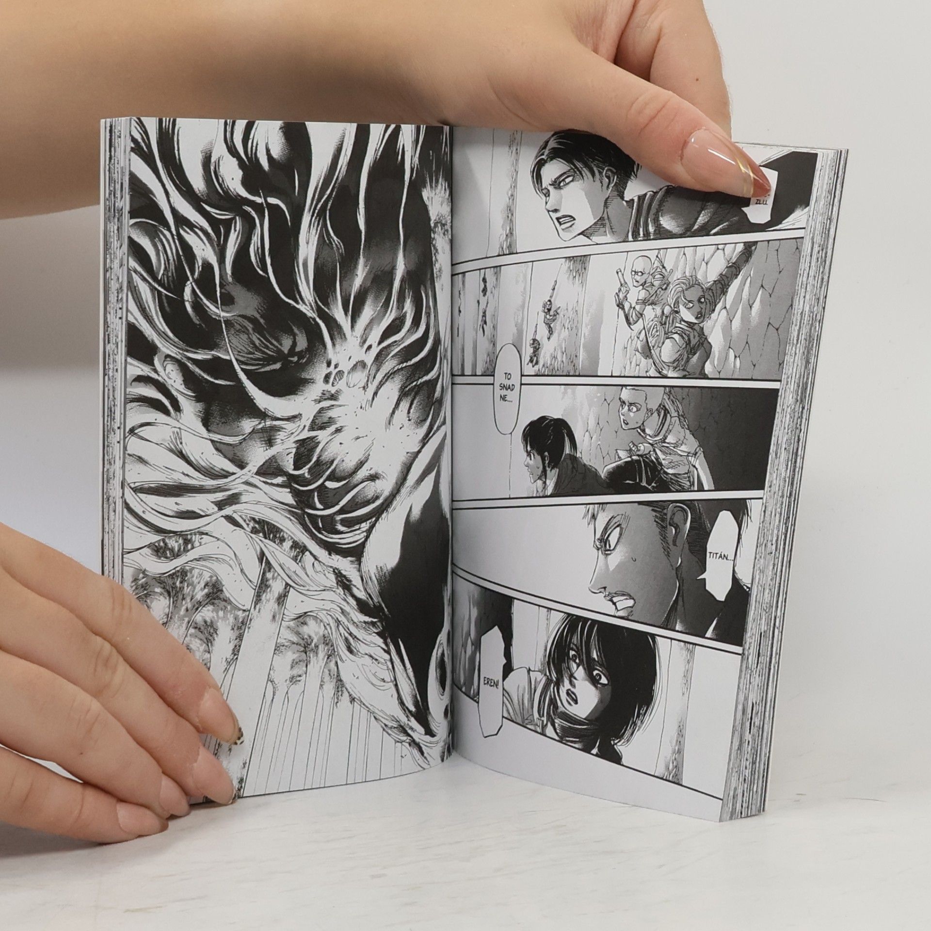 Hajime Isayama Útok titánů 16