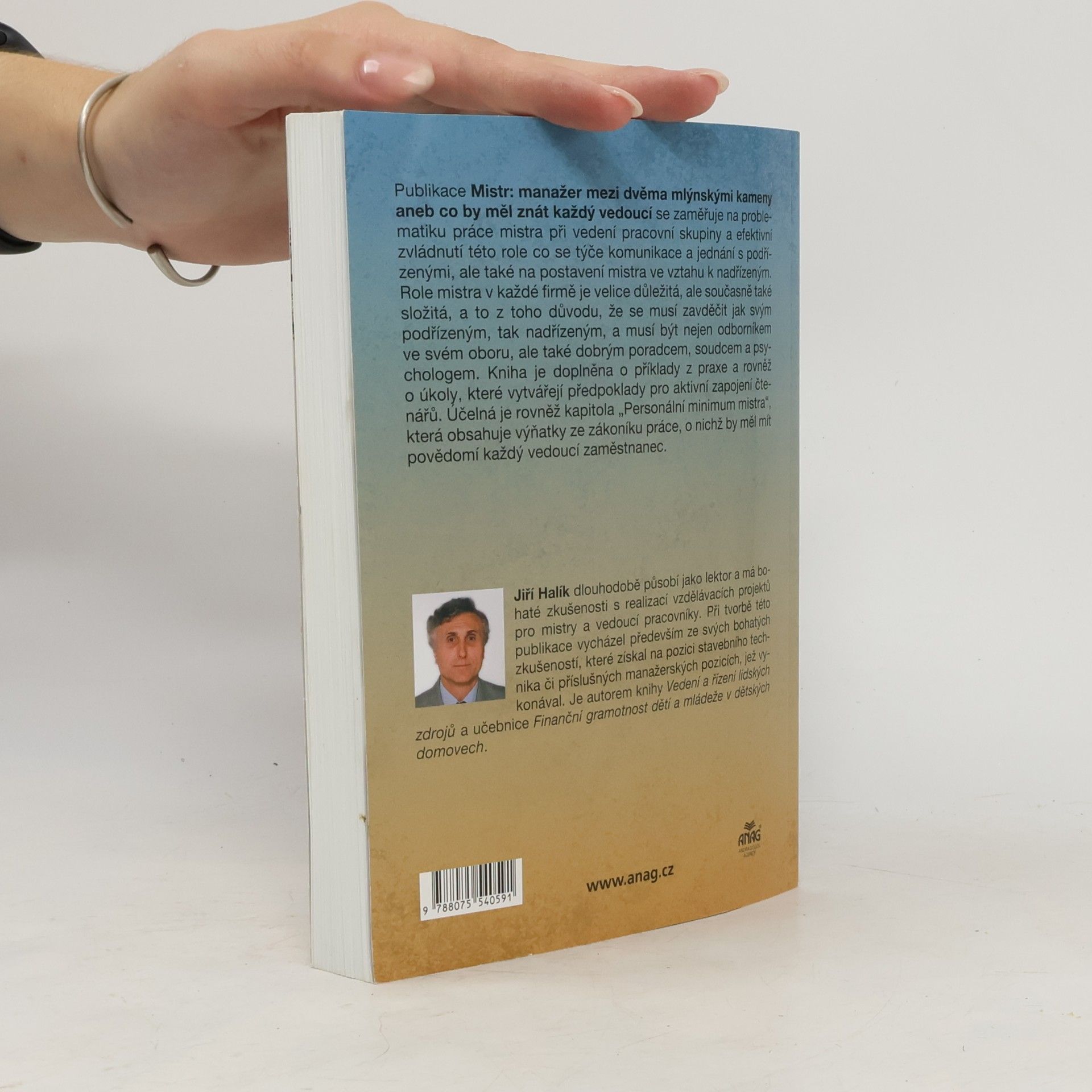 Jiří Halík Mistr - Manažer mezi dvěma mlýnskými kameny