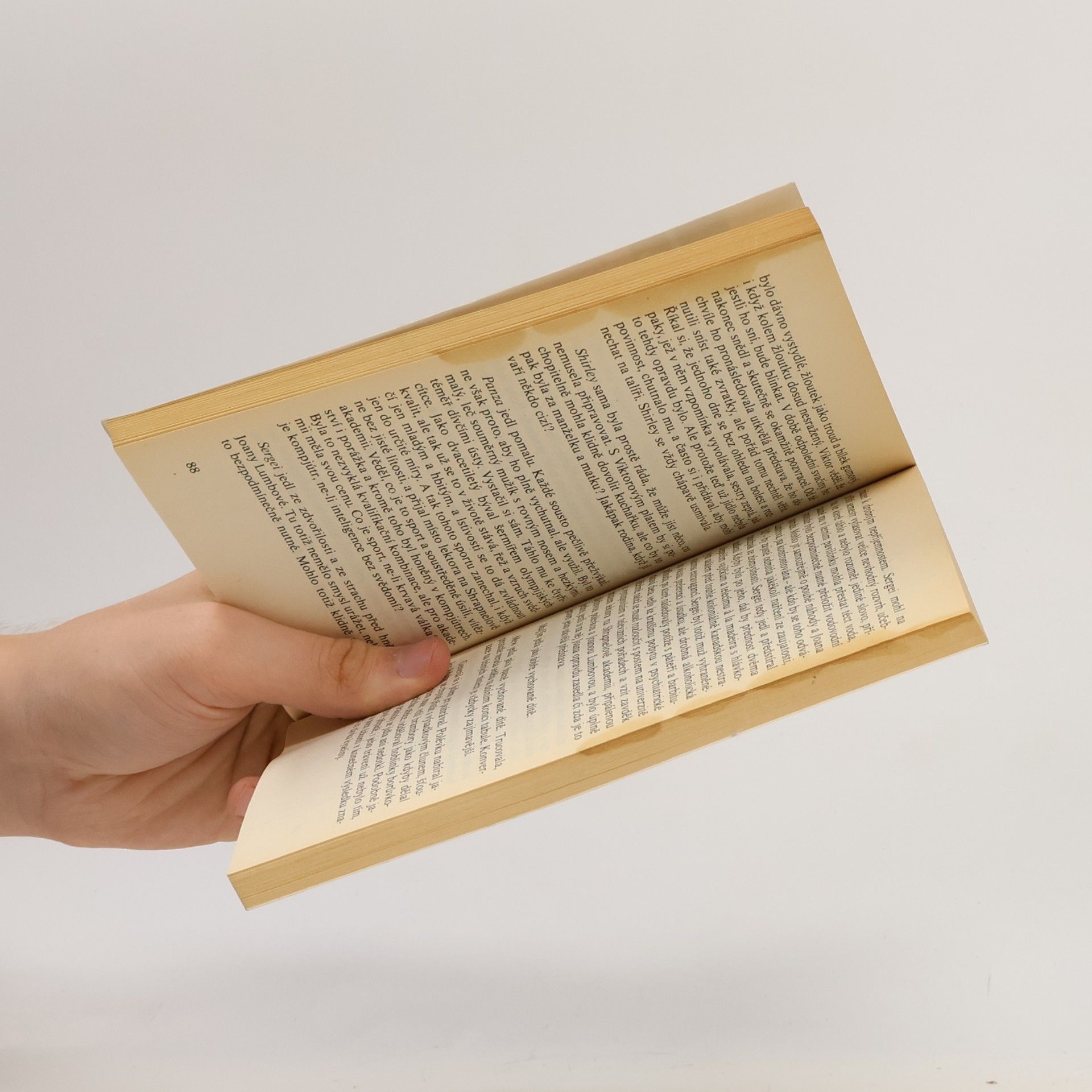 Fay Weldon Shrapnelova akademie