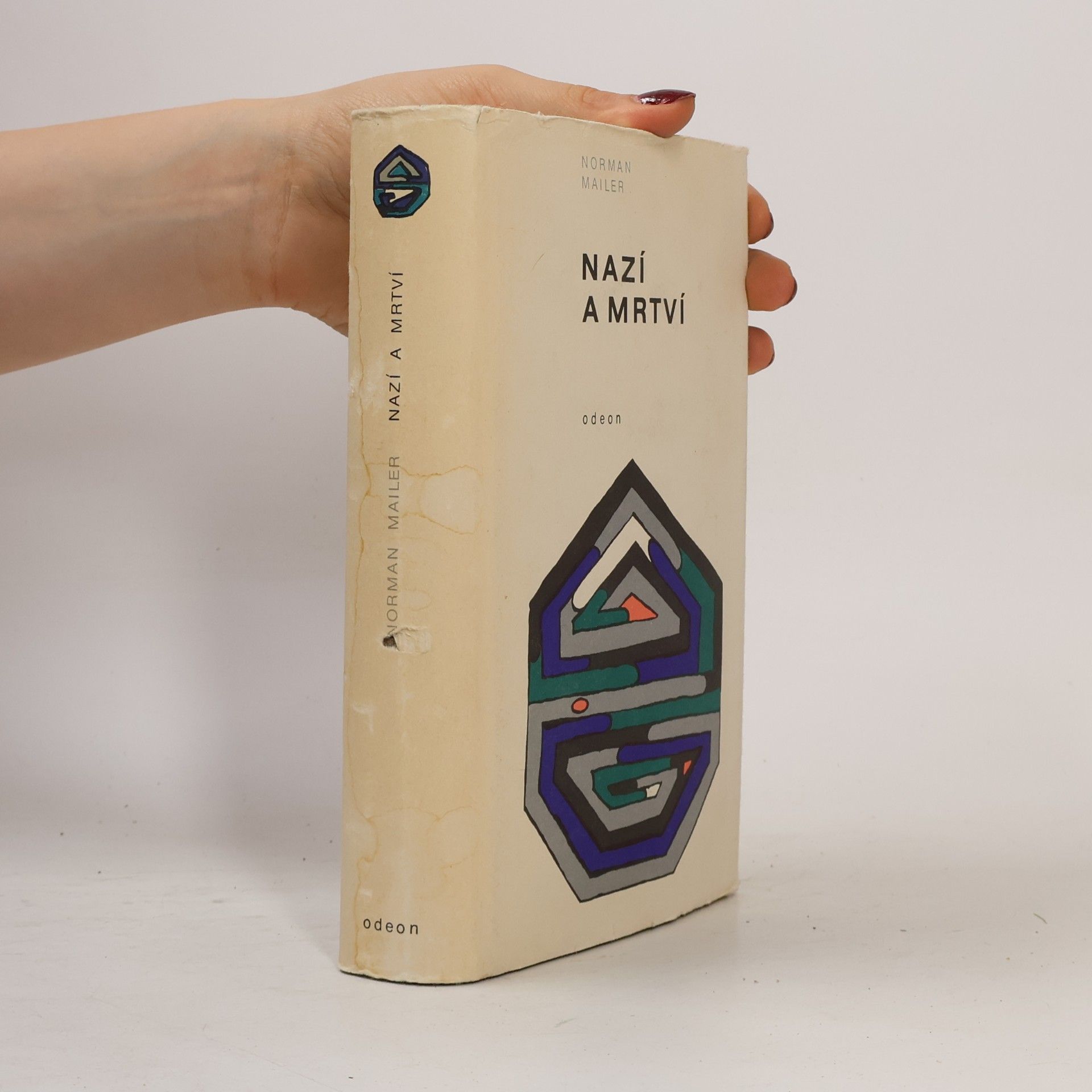 Norman Mailer Nazí a mrtví
