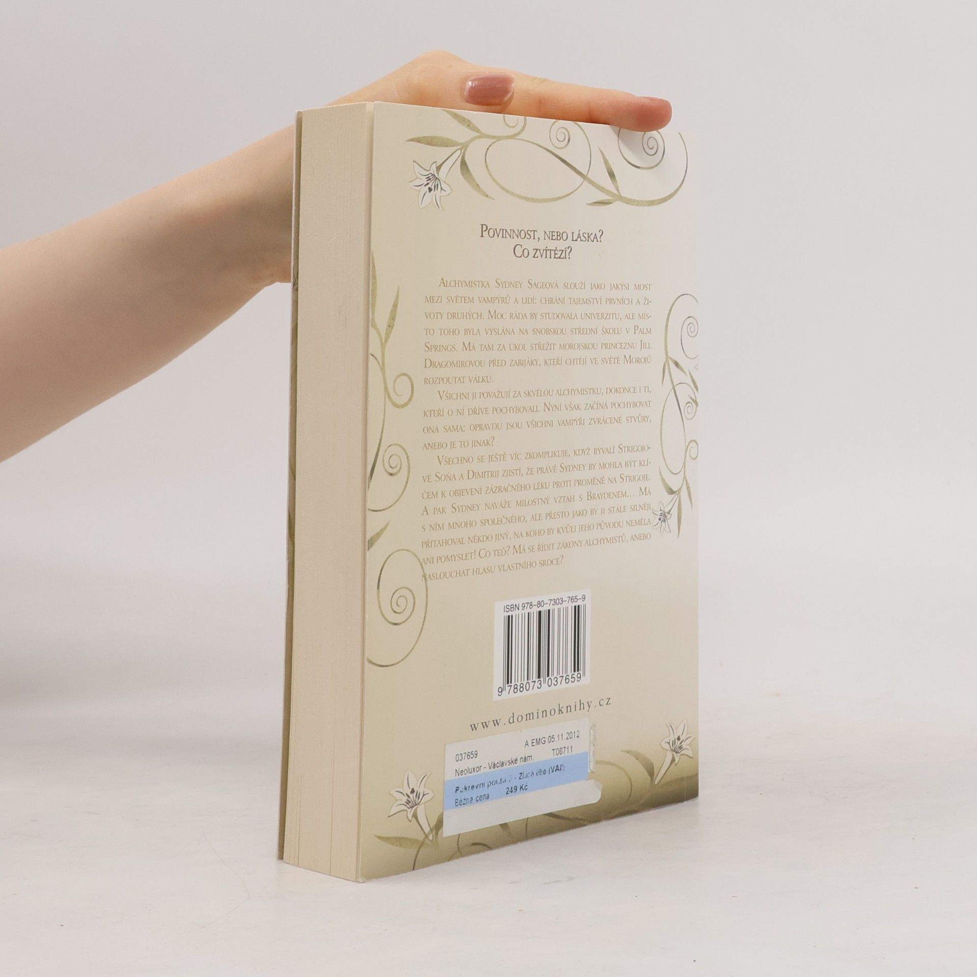 Richelle Mead Pokrevní pouta. 2, Zlatá lilie