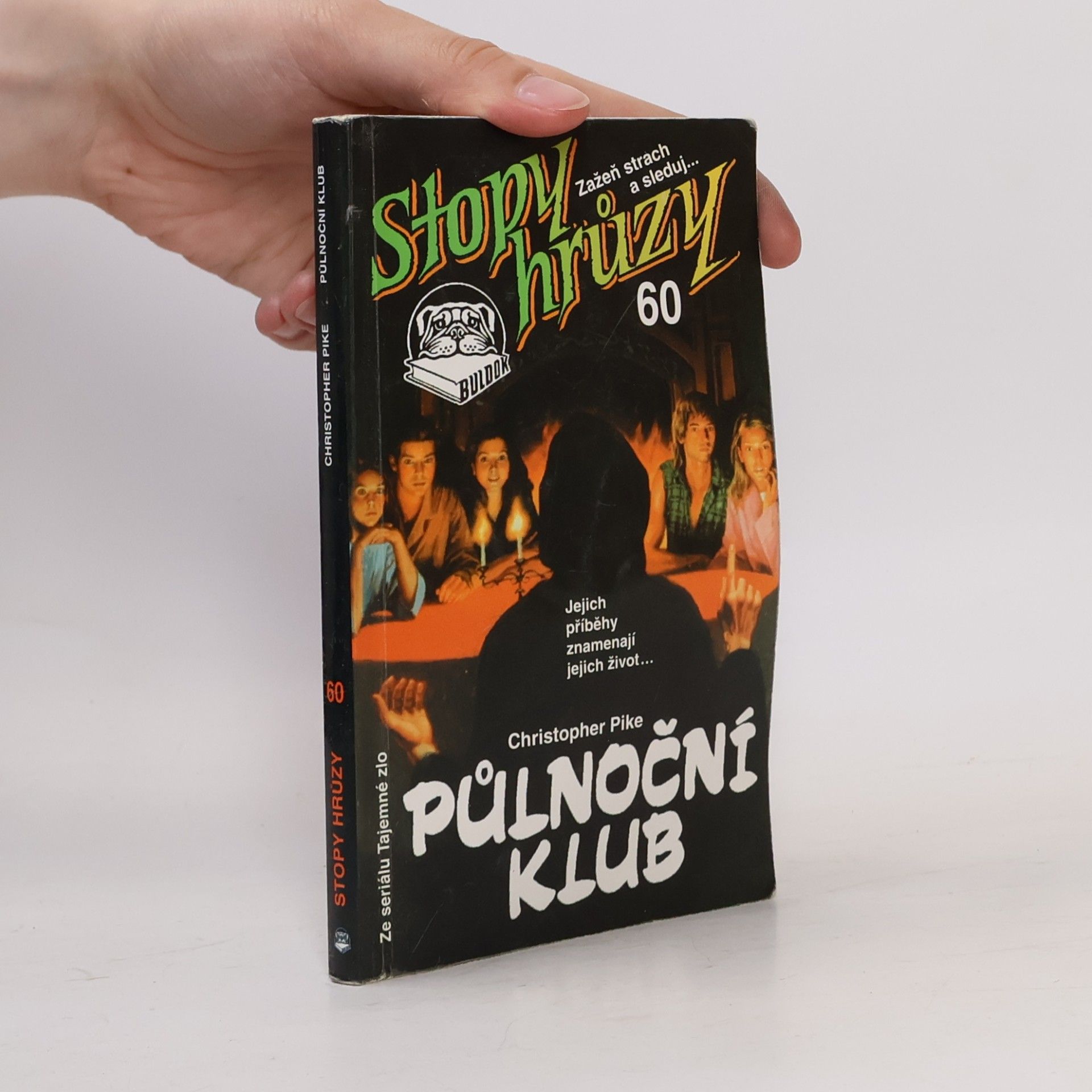 Christopher Pike Půlnoční klub, Stopy hrůzy 60