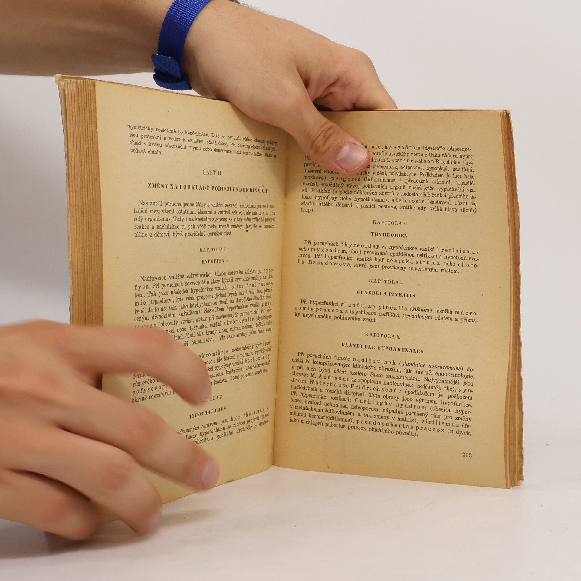 Václav Čížek 1908 1957 Chirurgie pohybového ústrojí : pomocná kniha pro 2. roč. zdravotnických škol, obor zdravotních sester