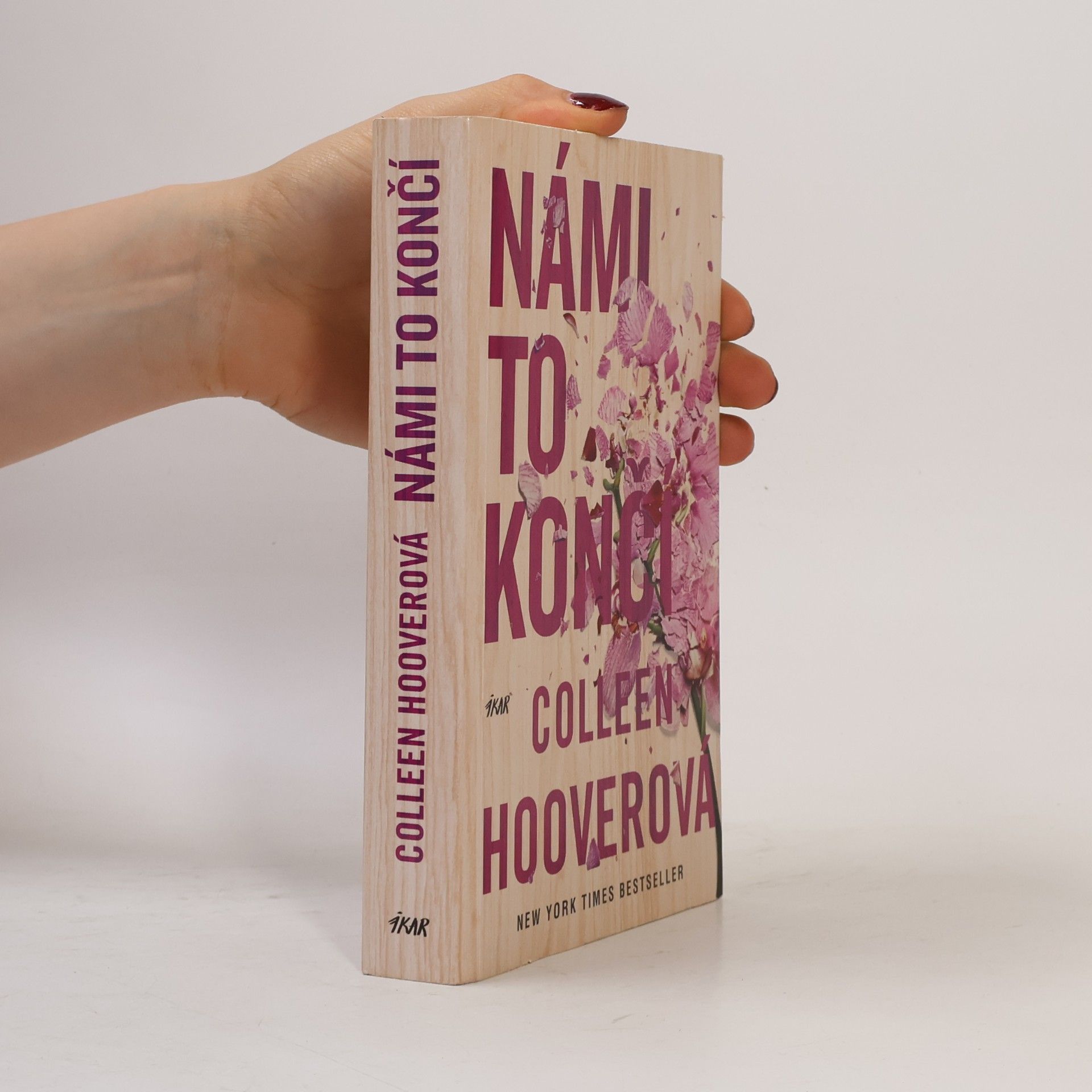 Colleen Hoover Námi to končí