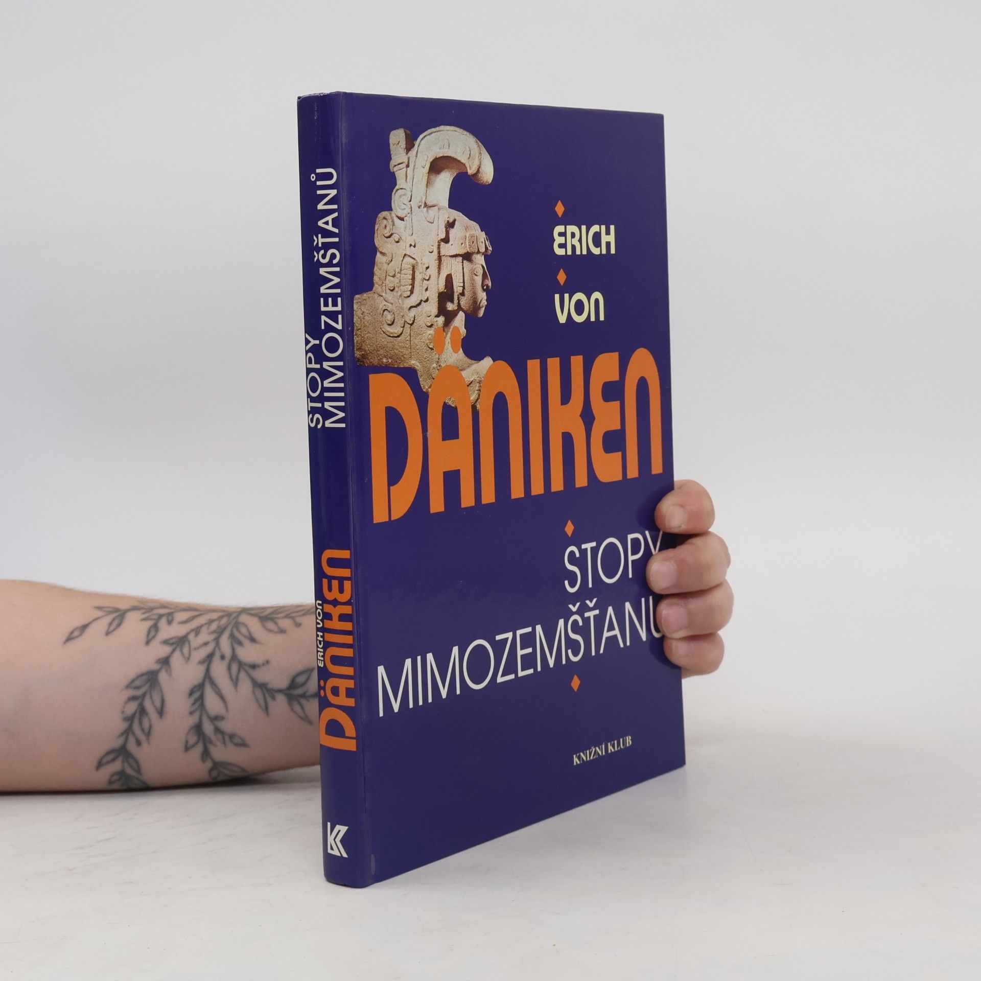 Erich von Däniken Stopy mimozemšťanů
