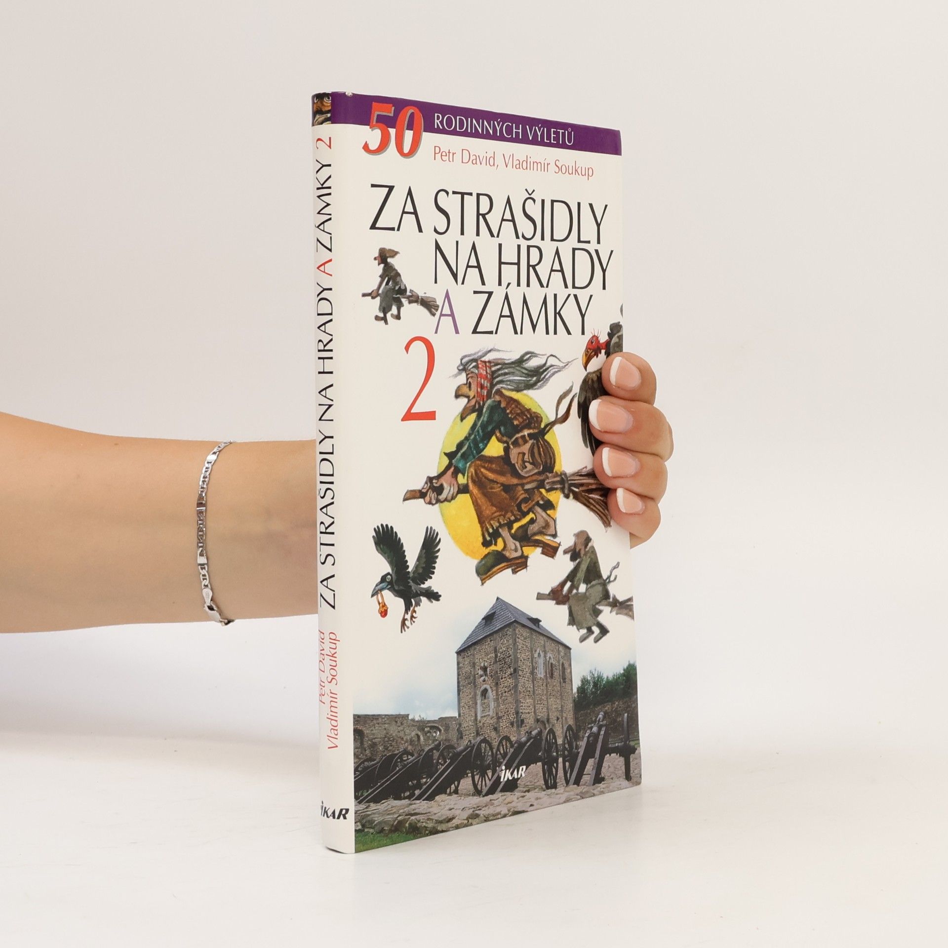 Petr David Za strašidly na hrady a zámky 2