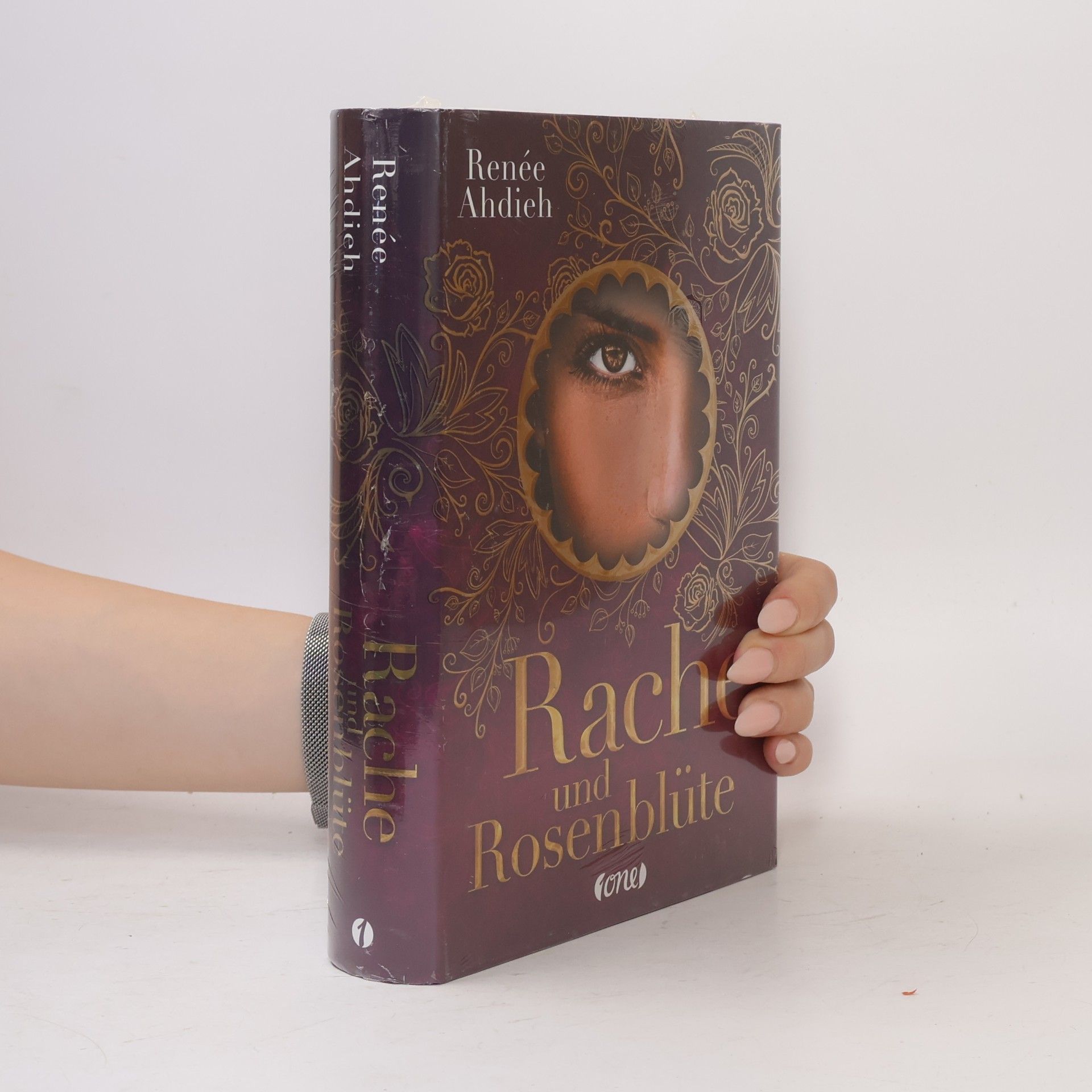 Renée Ahdieh Rache und Rosenblüte