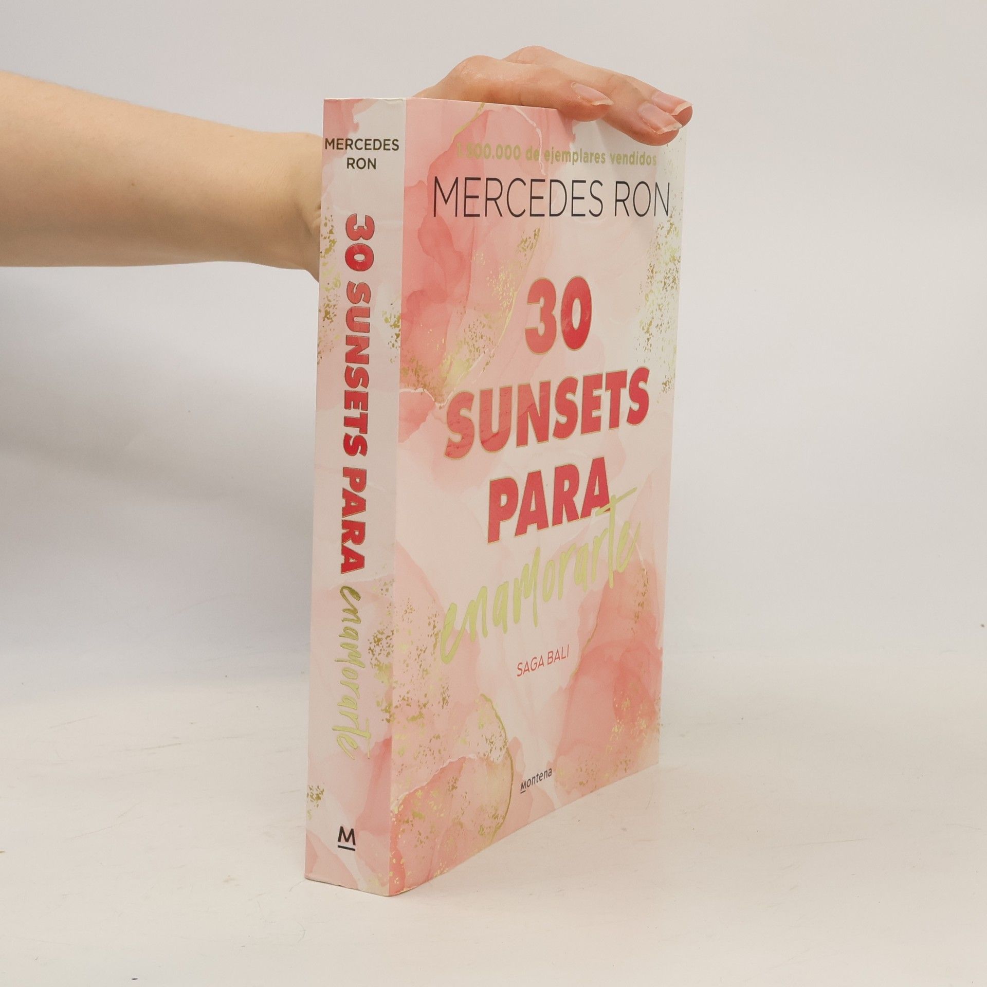 Mercedes Ron Bali - 1: 30 sunsets para enamorarte