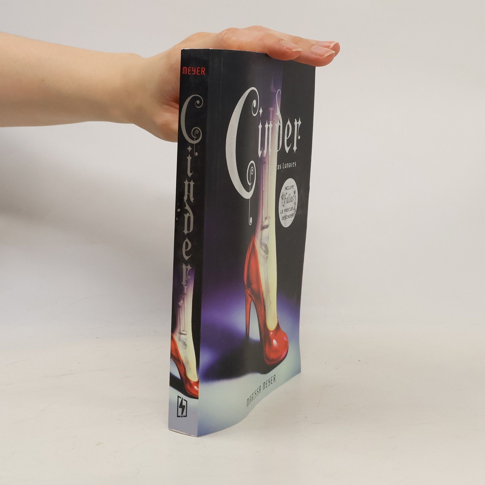 Marissa Meyer Crónicas Lunares: Cinder