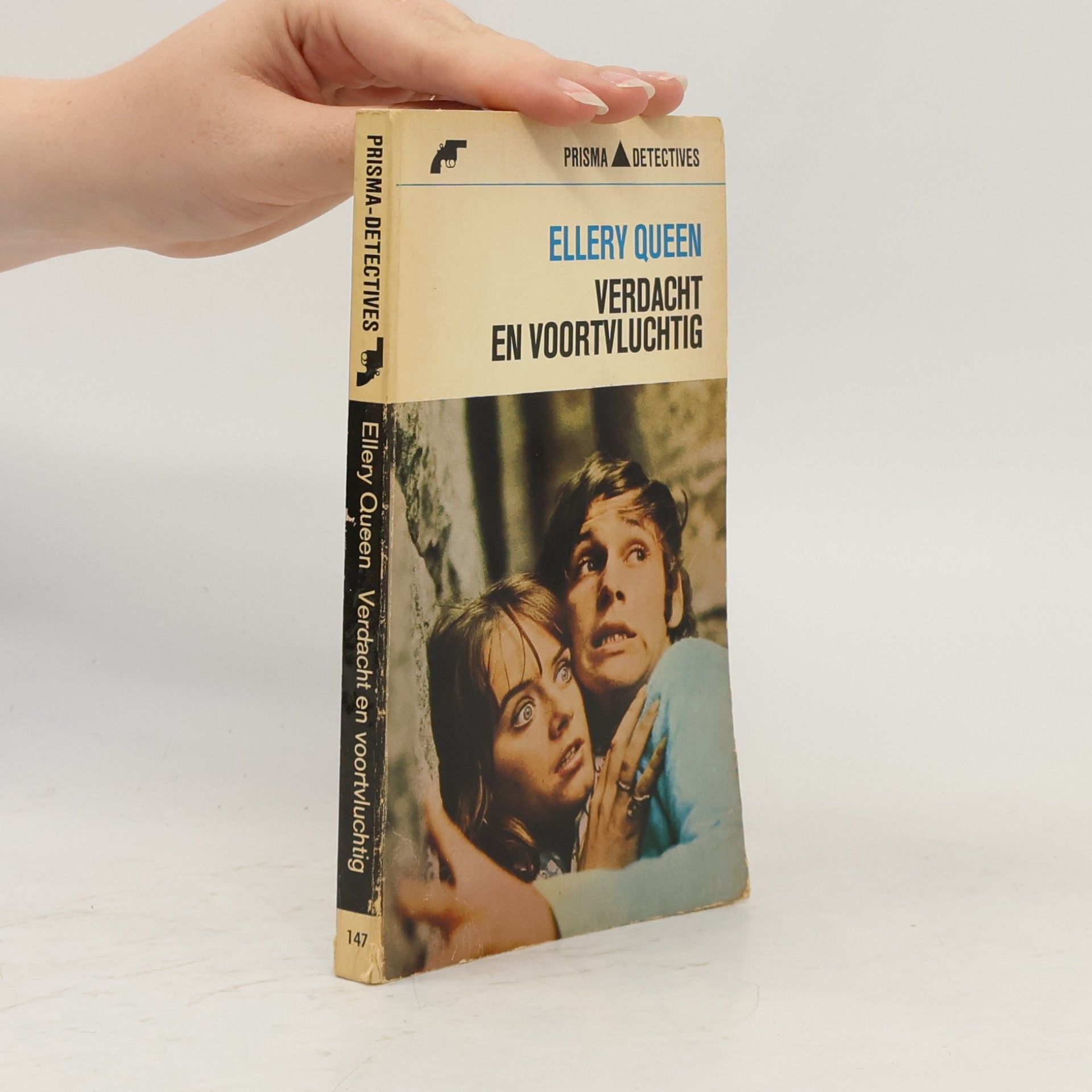Ellery Queen Verdacht en Voortvluchtig