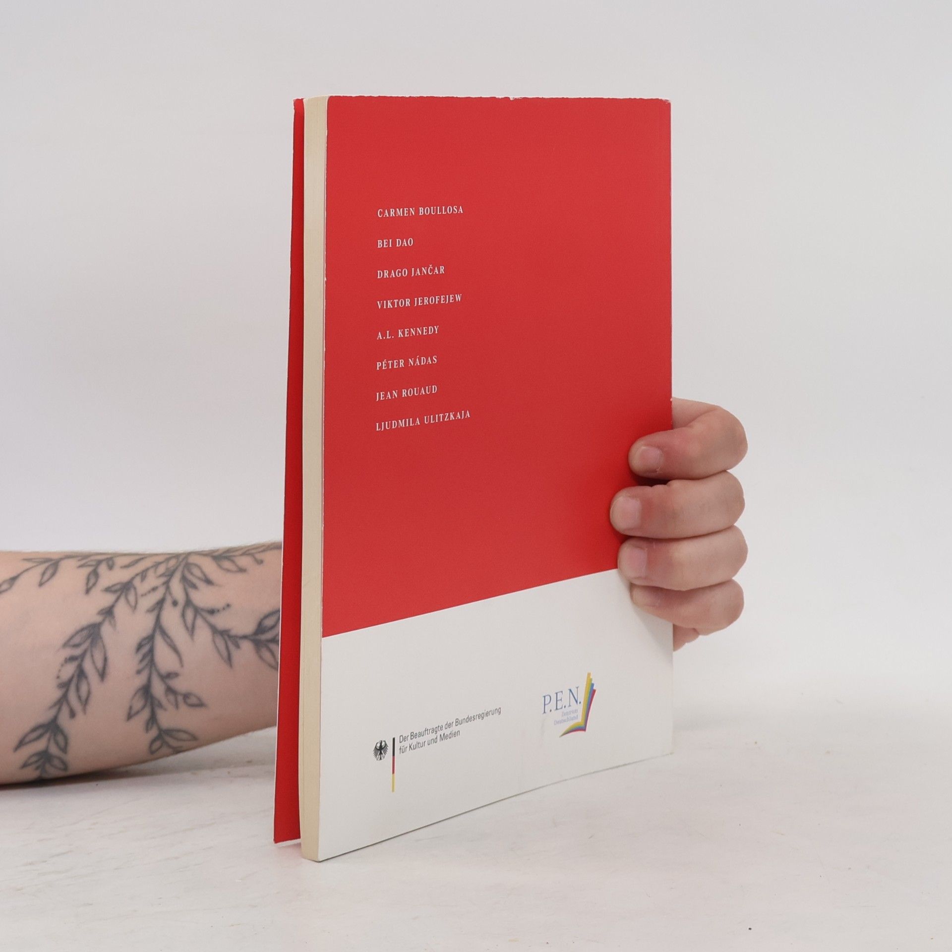 AA.VV. Literature der Welt. Literature of the World
