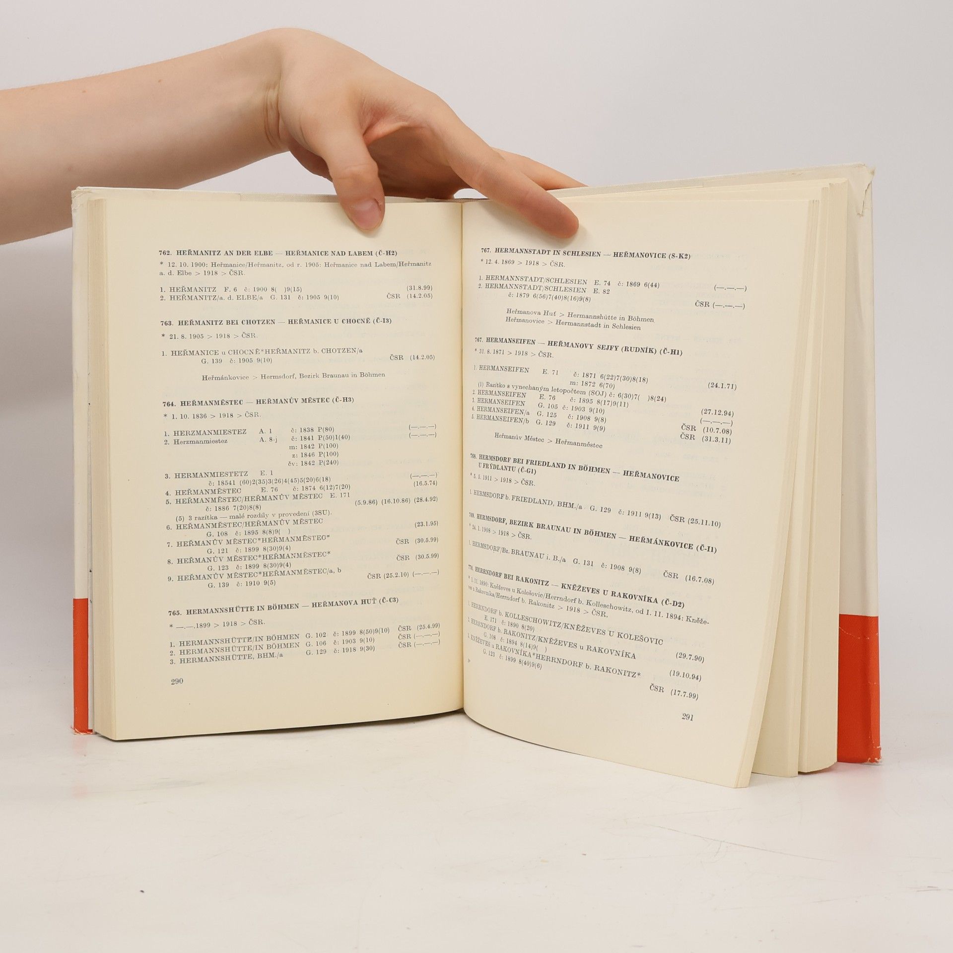 Emil Votoček Monografie československých známek 13. díl