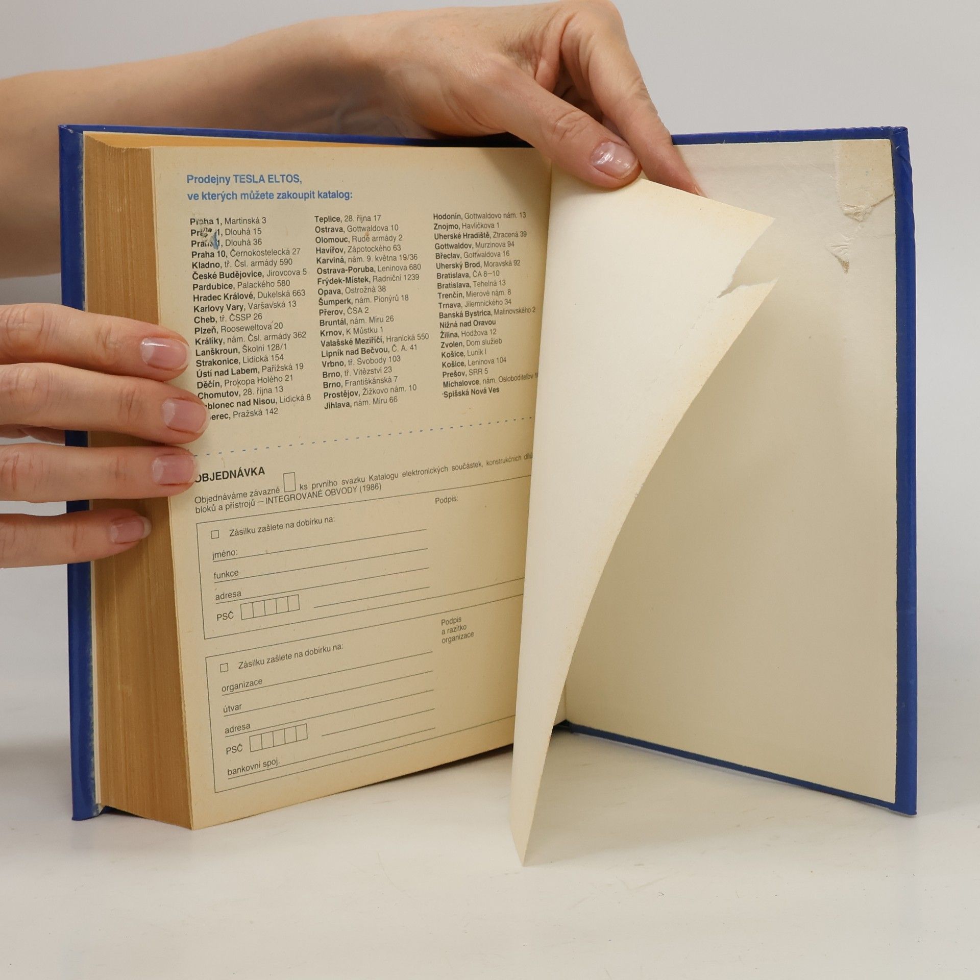 Vlastimil Halamíček Katalog elektronických součástek, konstrukčních dílů, bloků a přístrojů 1.