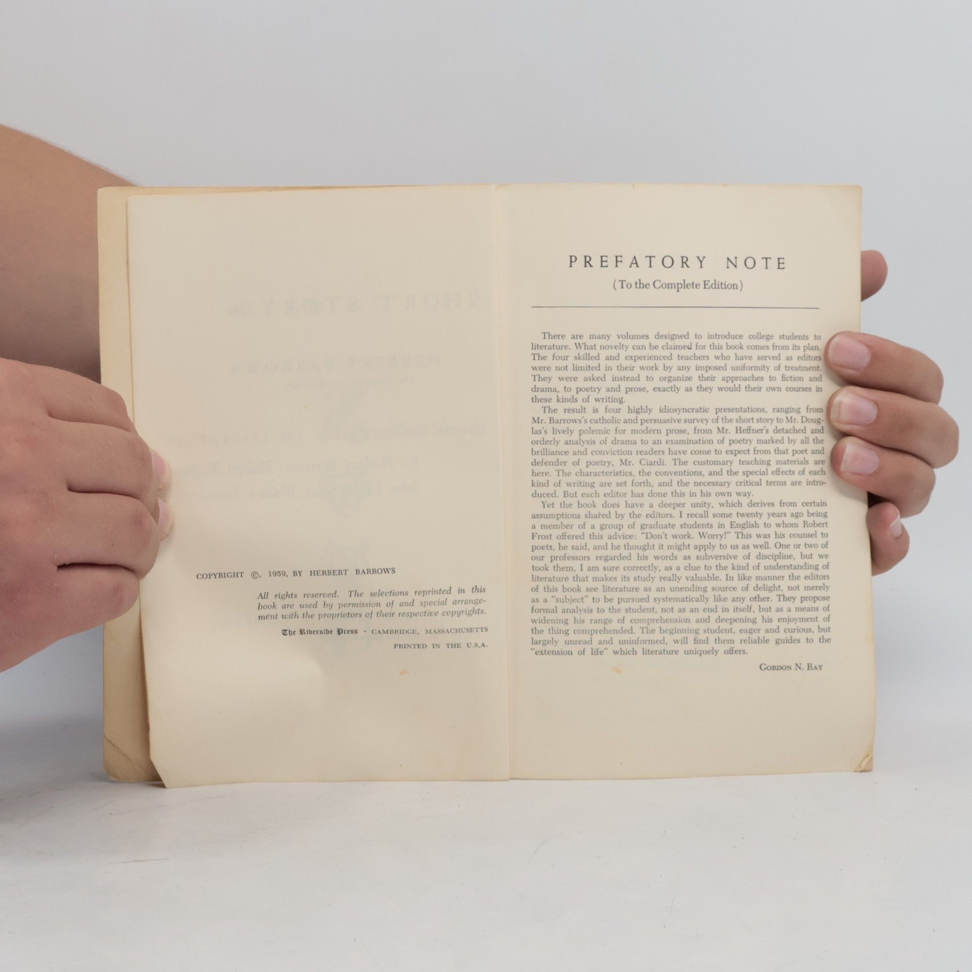Herbert Barrows Reading the Short Story
