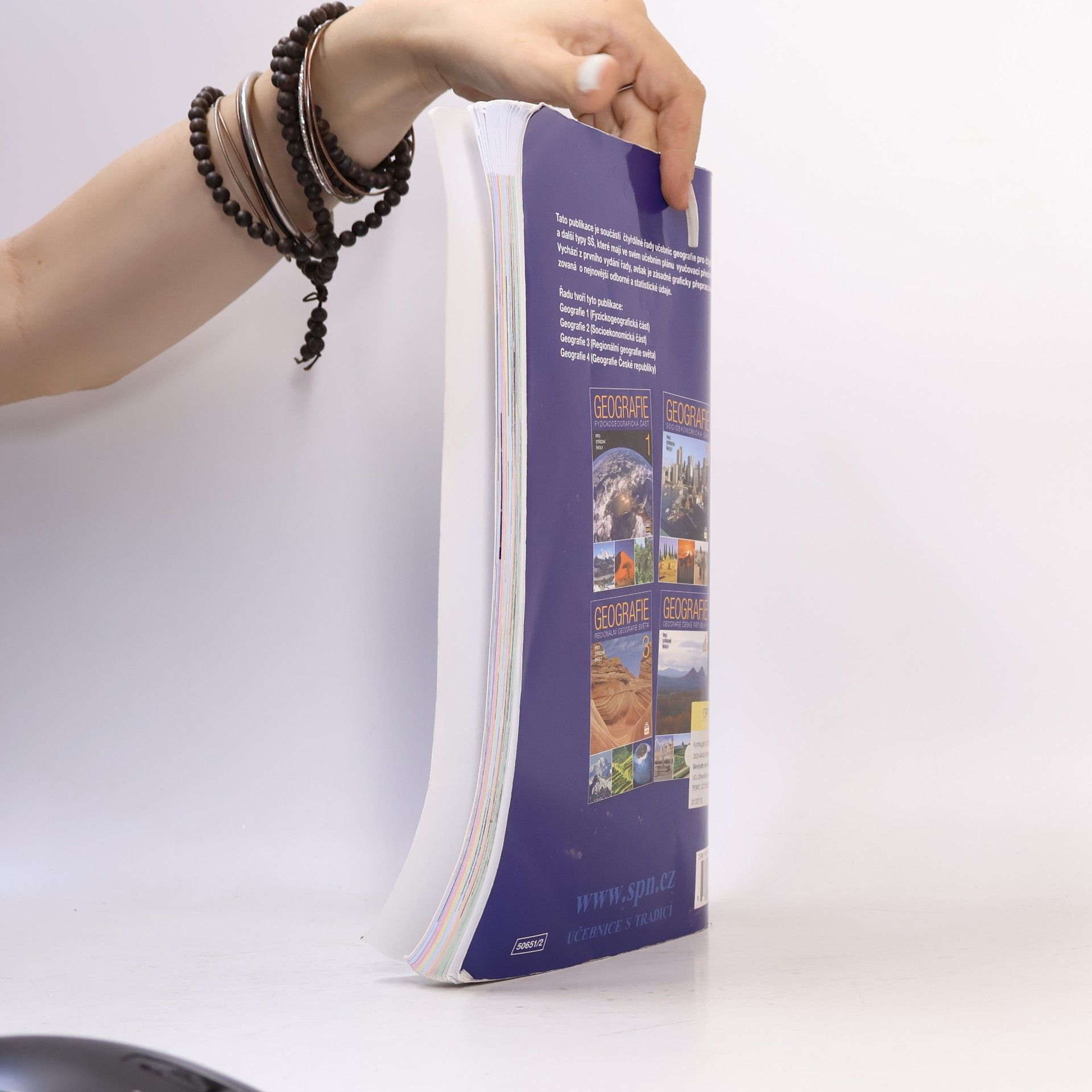 Jaromír Demek Geografie 1 pro střední školy. Fyzickogeografická část