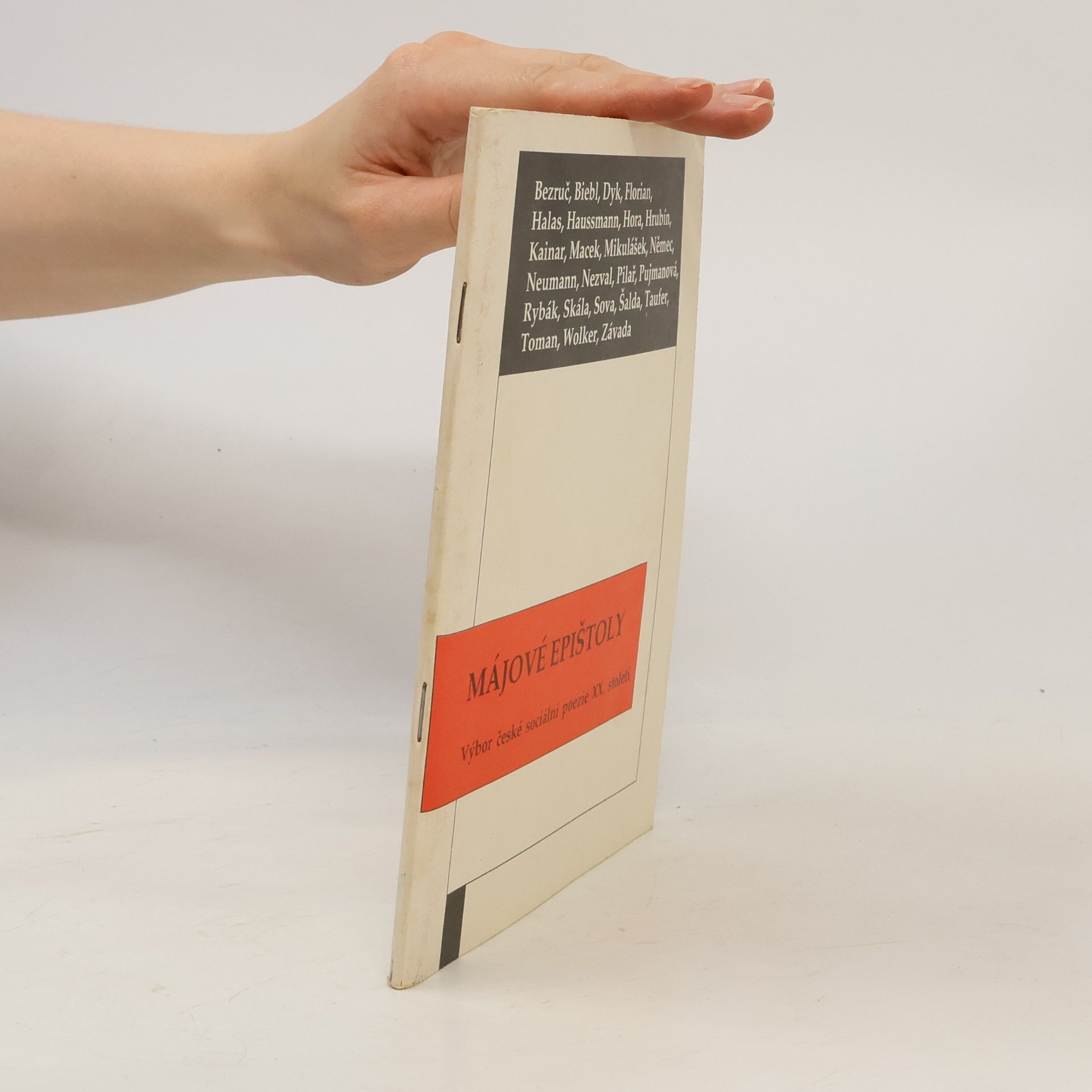 Autores varios Májové epištoly