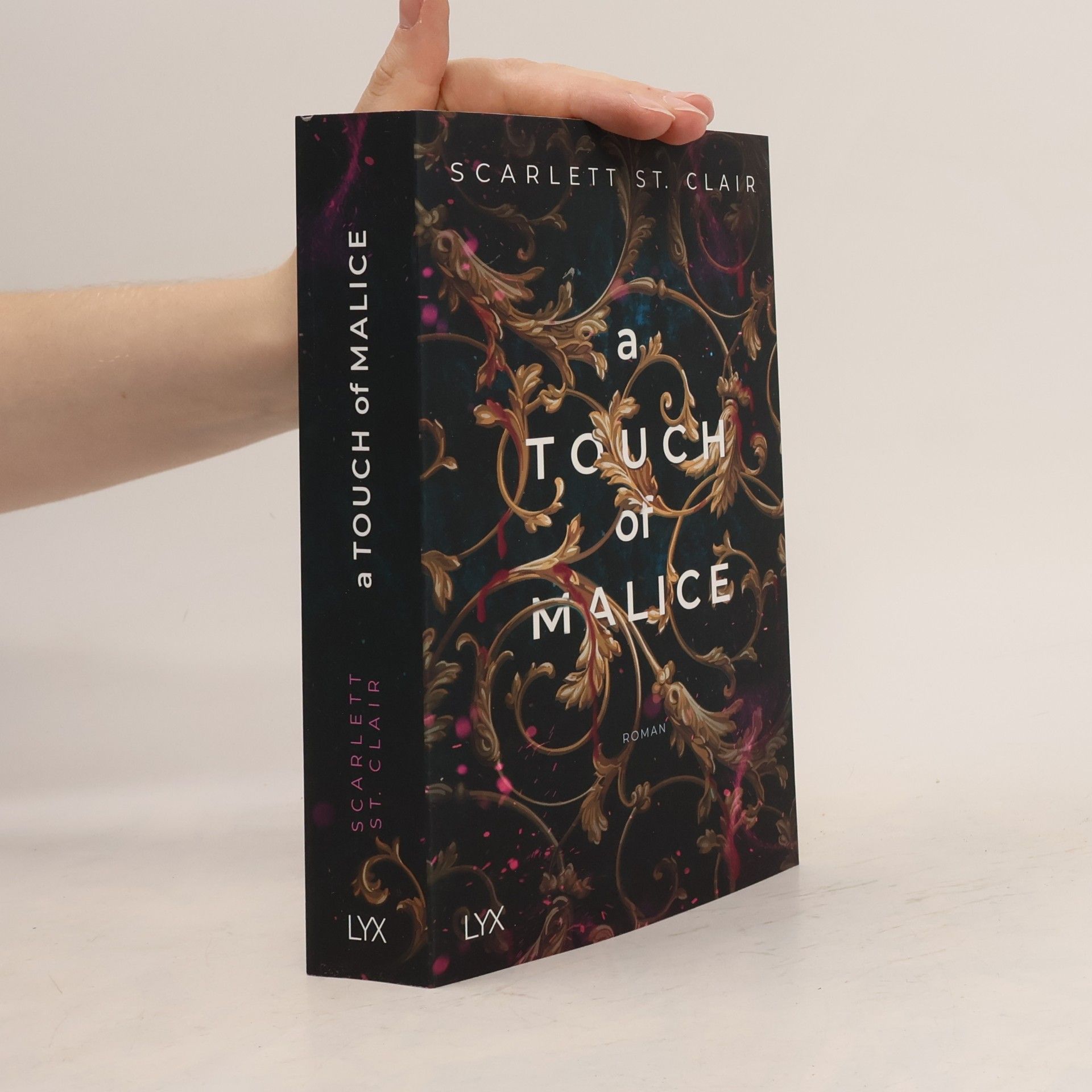 Scarlett St. Clair A touch of malice