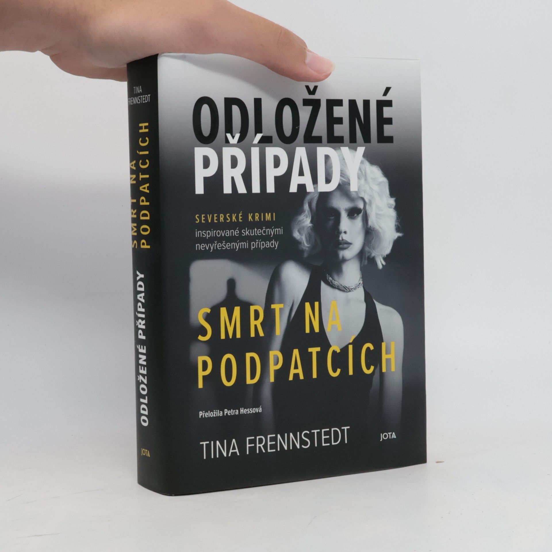 Odložené případy. Smrt na podpatcích