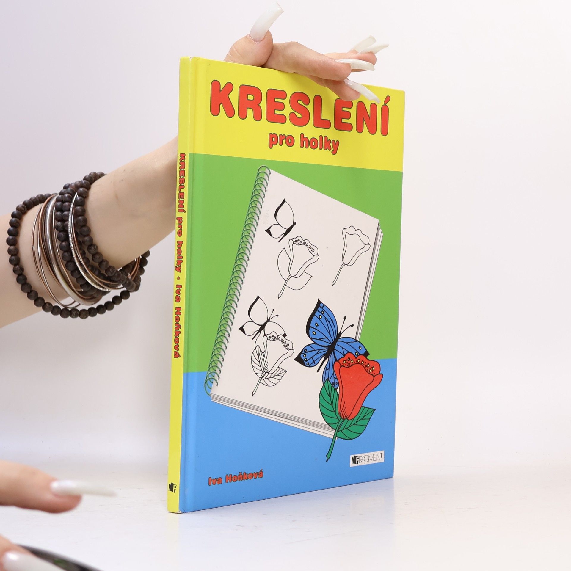 Iva Hoňková Kreslení pro holky