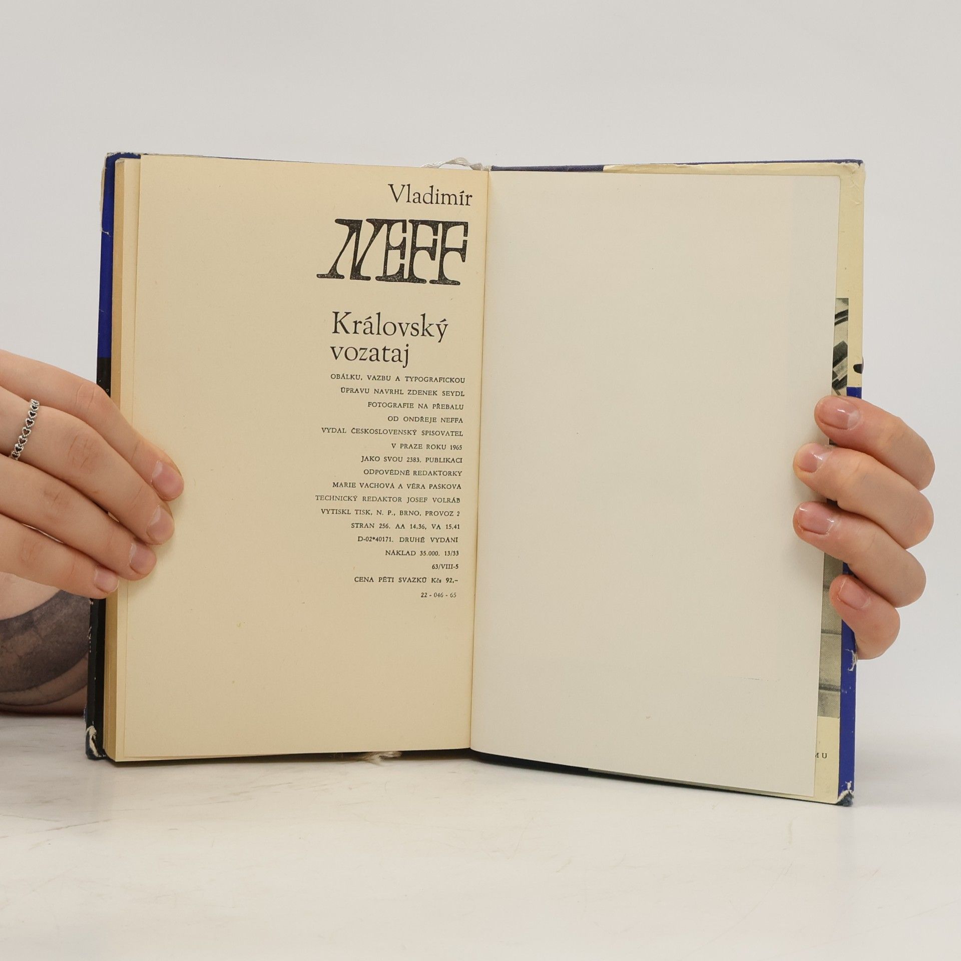 Vladimír Neff Sňatky z rozumu. Císařské fialky. Zlá krev. Veselá vdova. Královský vozataj
