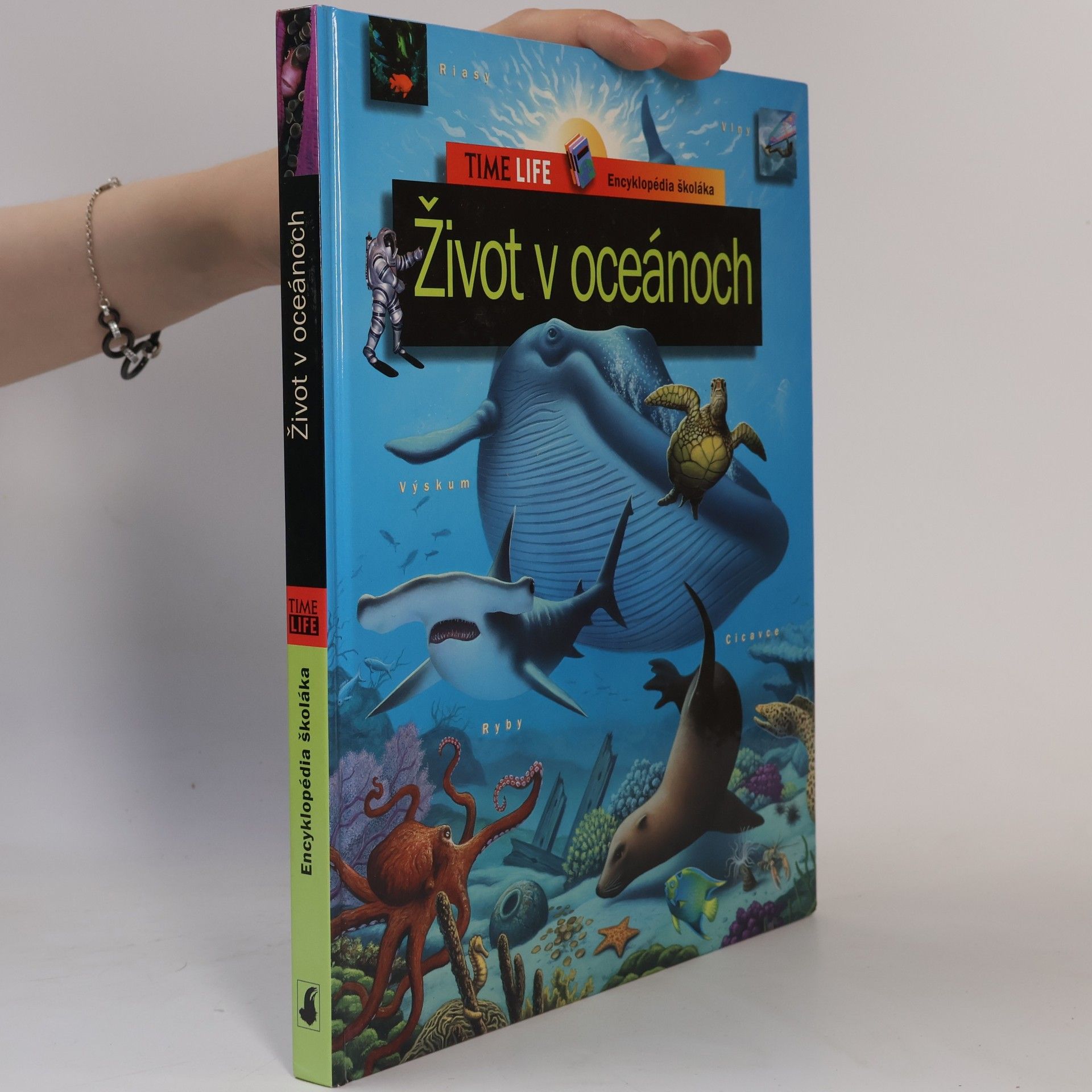 Various authors Život v oceánoch