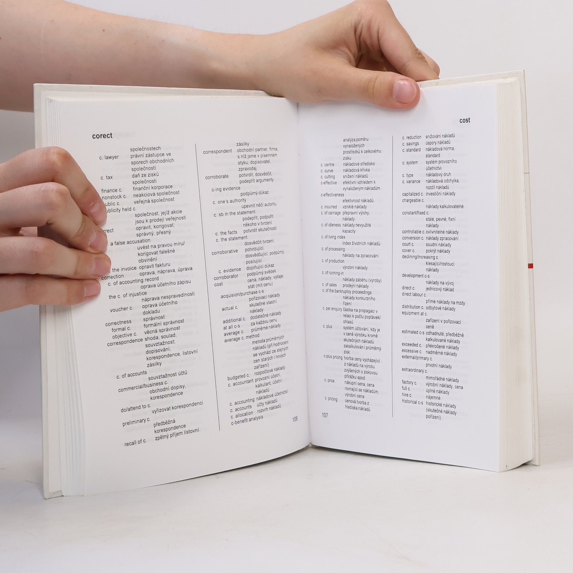 Various authors Odborný slovník anglicko-český z oblasti ekonomické, finanční a právní