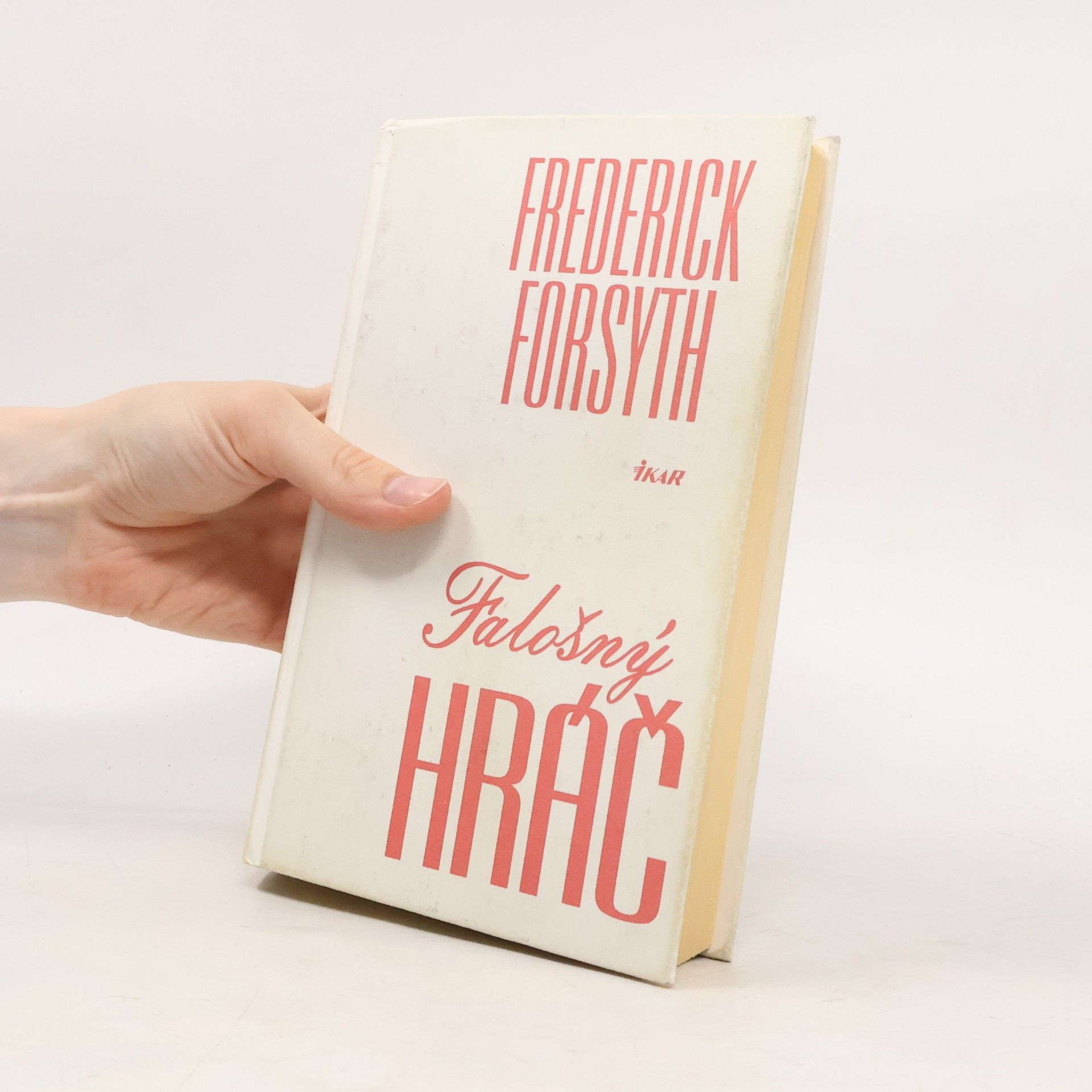 Frederick Forsyth Falošný hráč