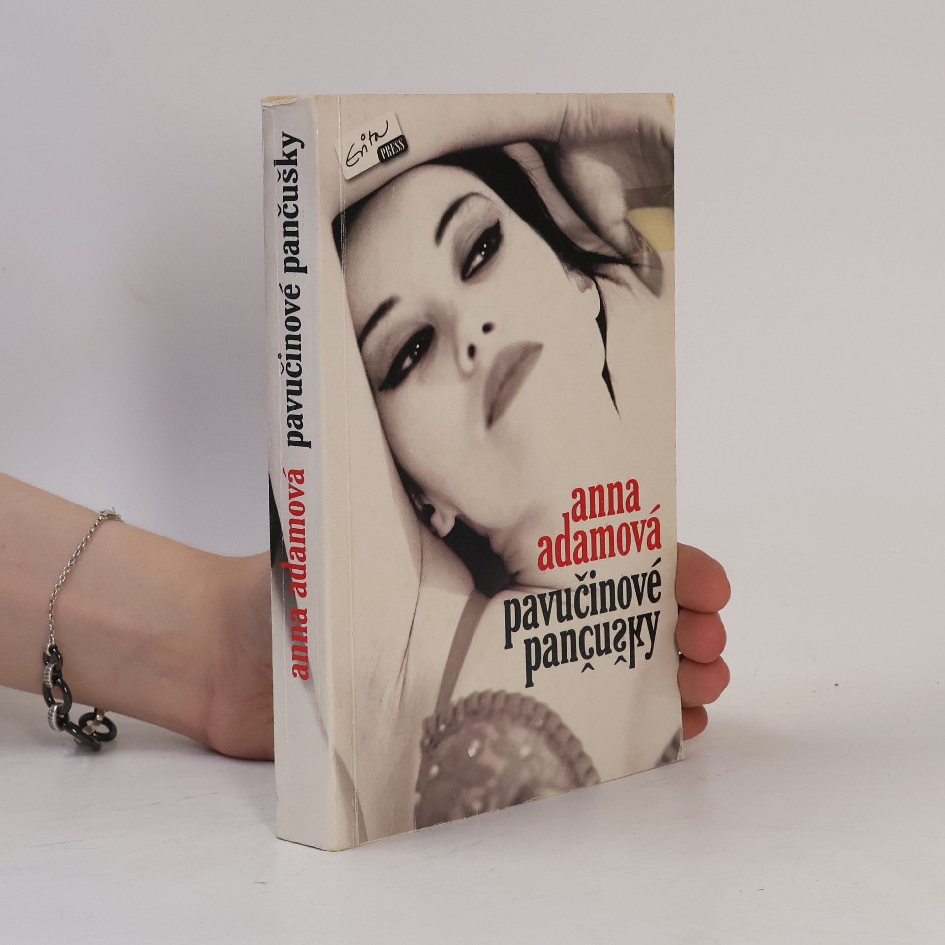 Adamová Anna Pavučinové pančušky