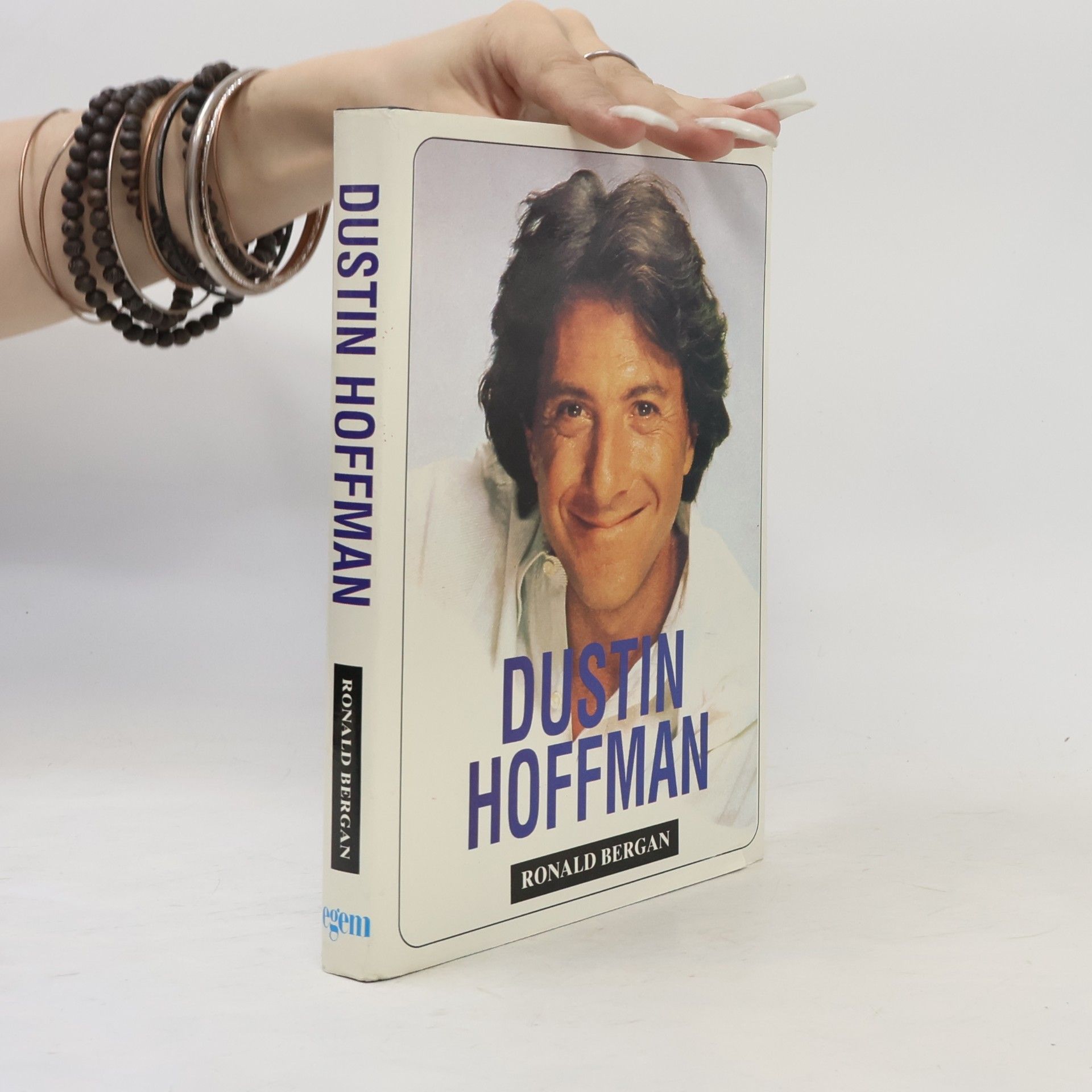 Ronald Bergan Dustin Hoffman