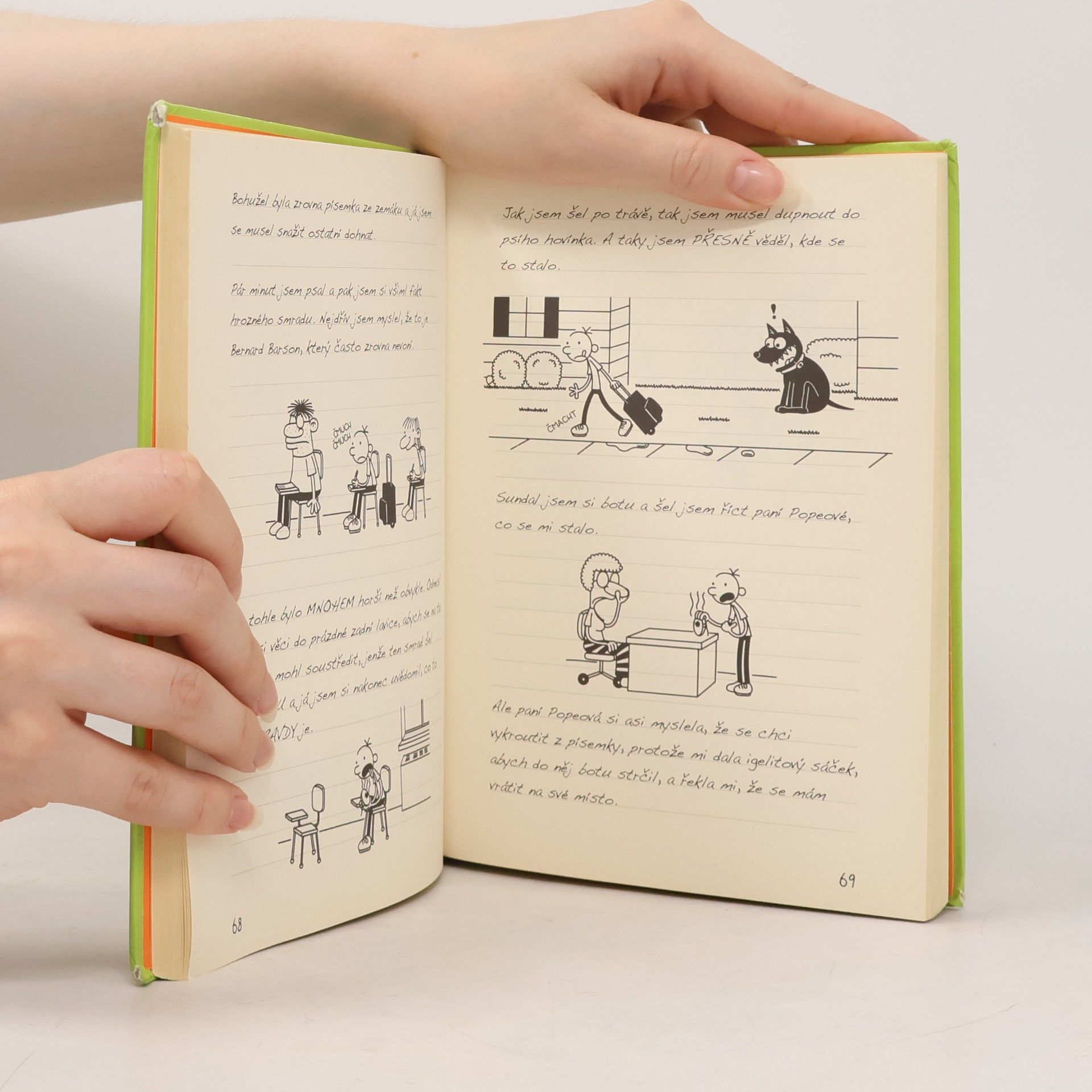 Jeff Kinney Deník malého poseroutky 8. Fakt smůla