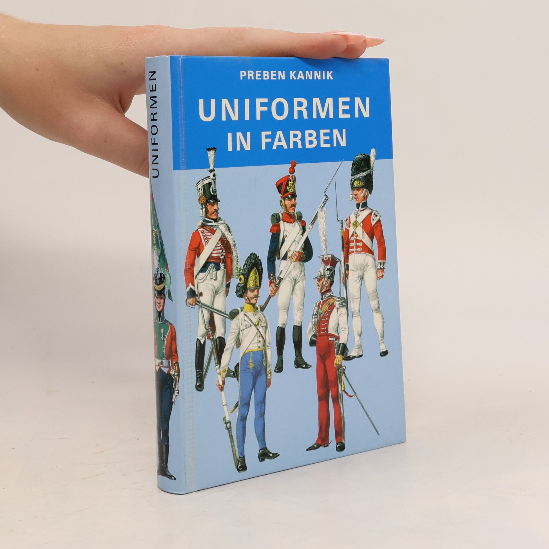 Preben Kannik Uniformen in Farben