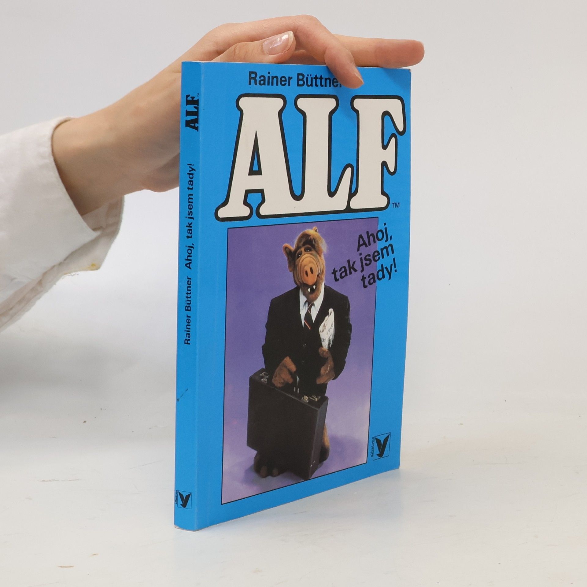 Alf. Ahoj, tak jsem tady!