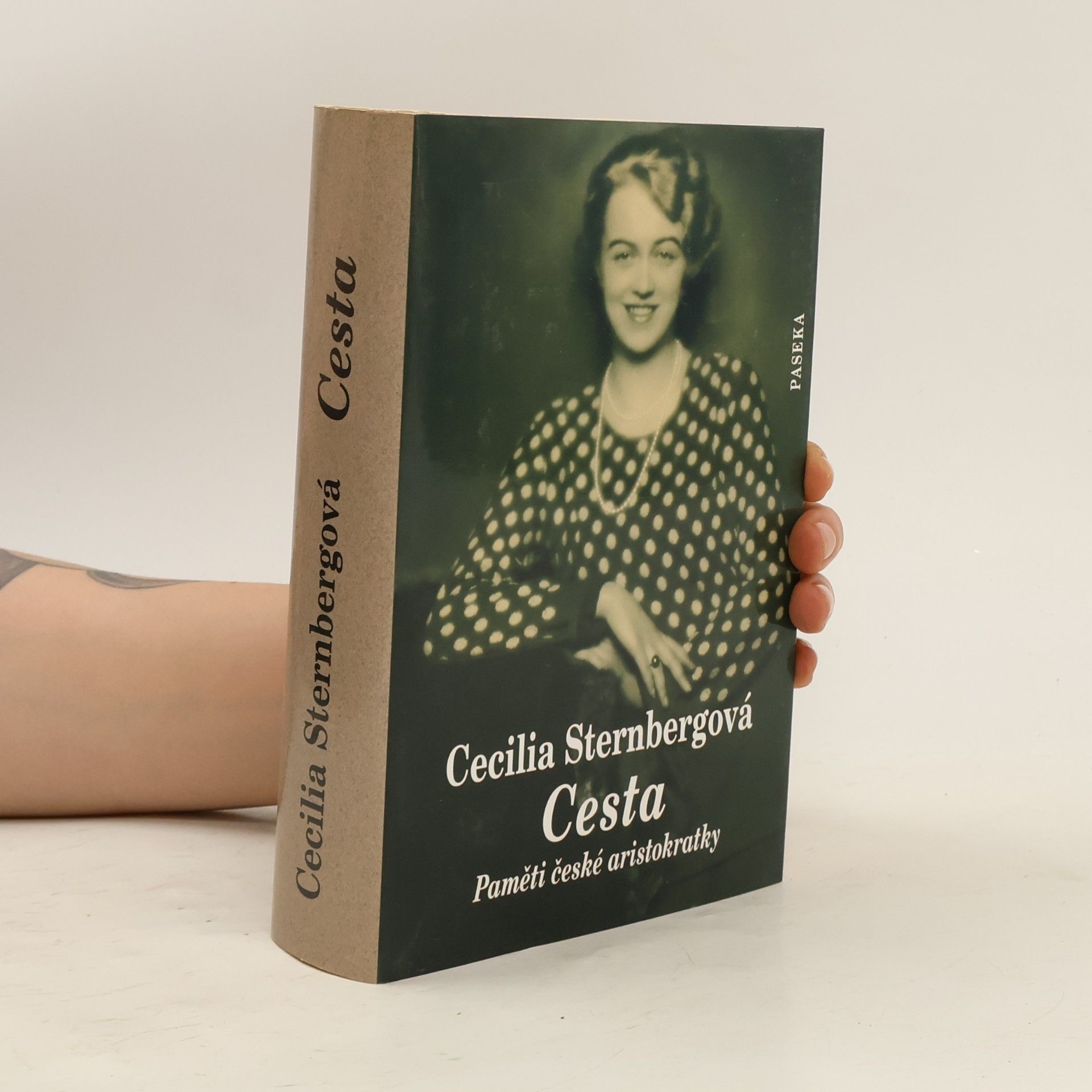 Cecilia Sternberg Cesta: Paměti české aristokratky