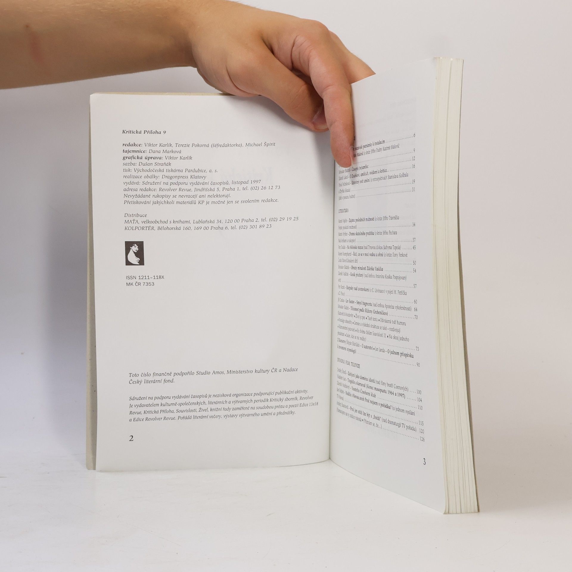 Auteurscollectief Kritická Příloha 9., Revolver revue