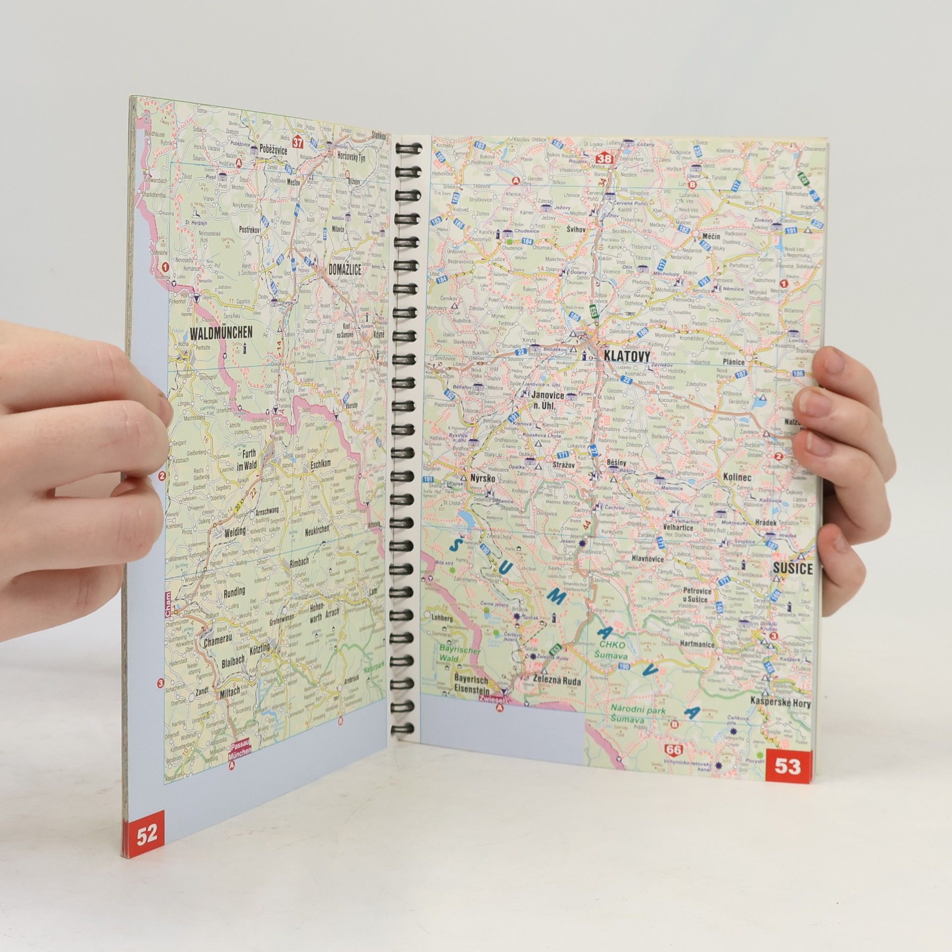 Kolektiv autorů Autoatlas s cyklotrasami Česká republika 1:240 000