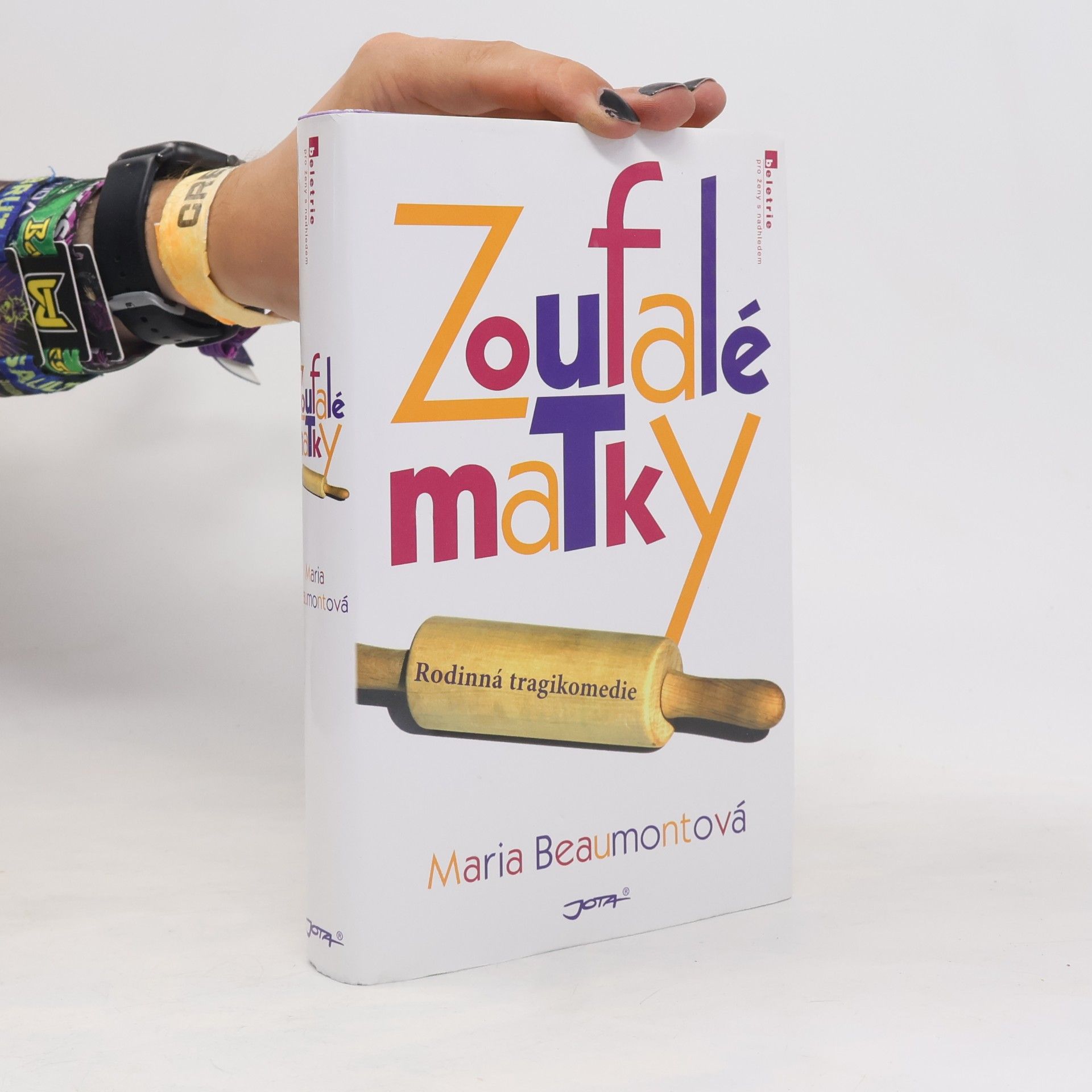 Maria Beaumont Zoufalé matky: Rodinná tragikomedie