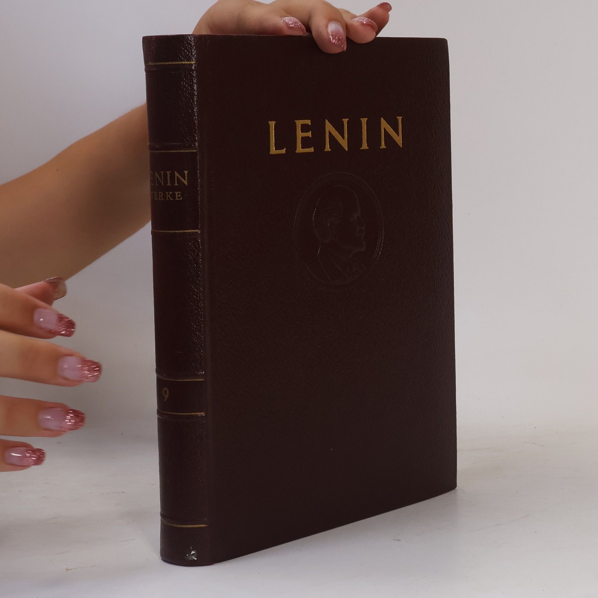 W. I. Lenin Werke 9