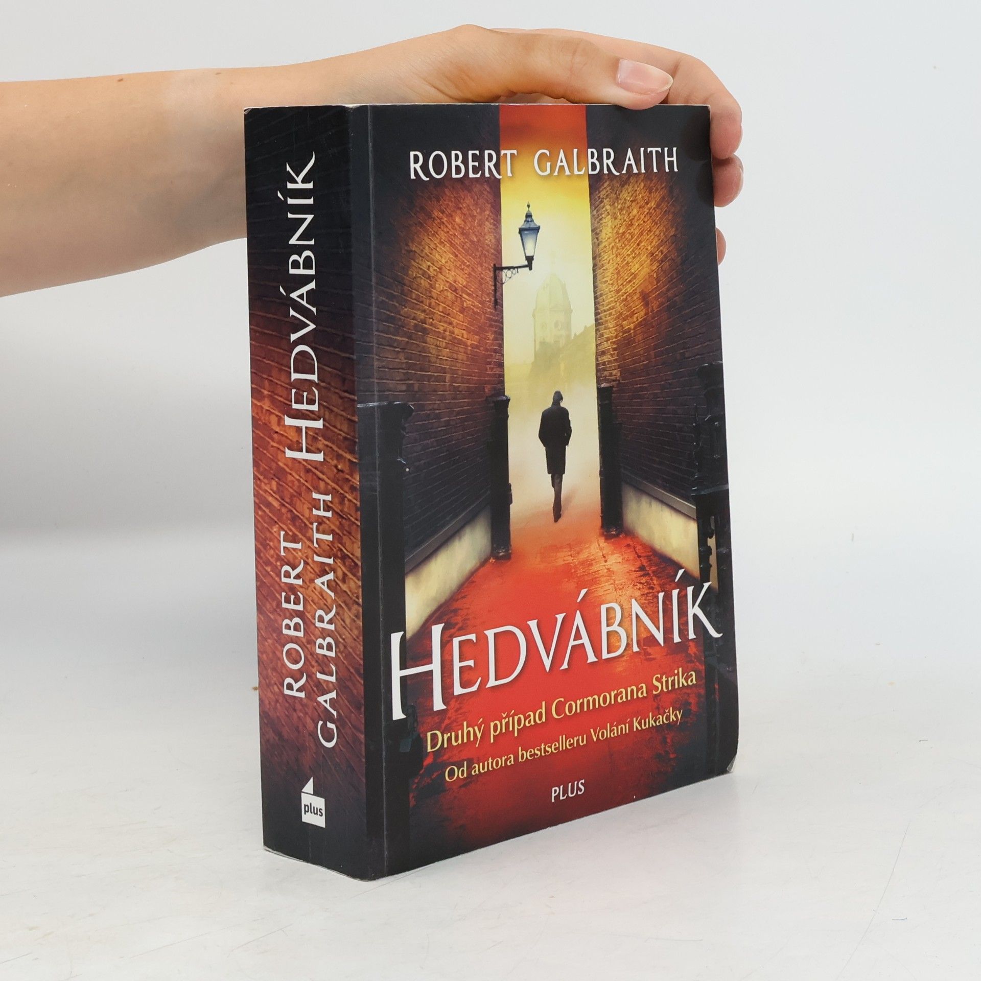 J. K. Rowling Hedvábník