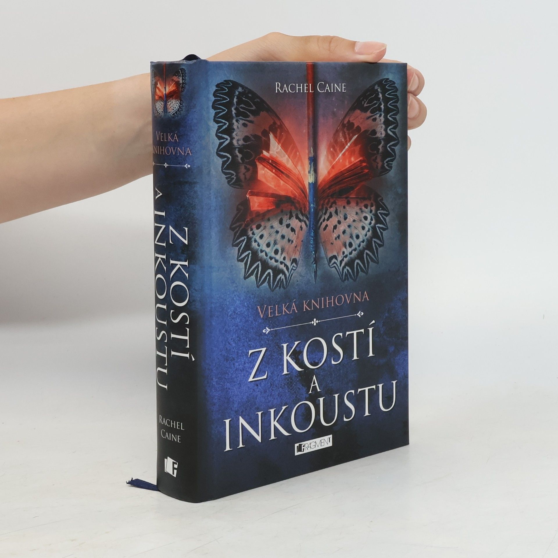 Rachel Caine Velká knihovna. Z kostí a inkoustu
