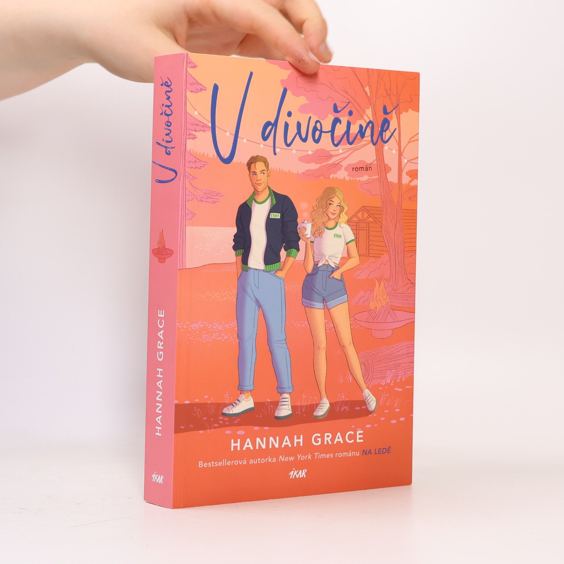 Hannah Grace V divočině
