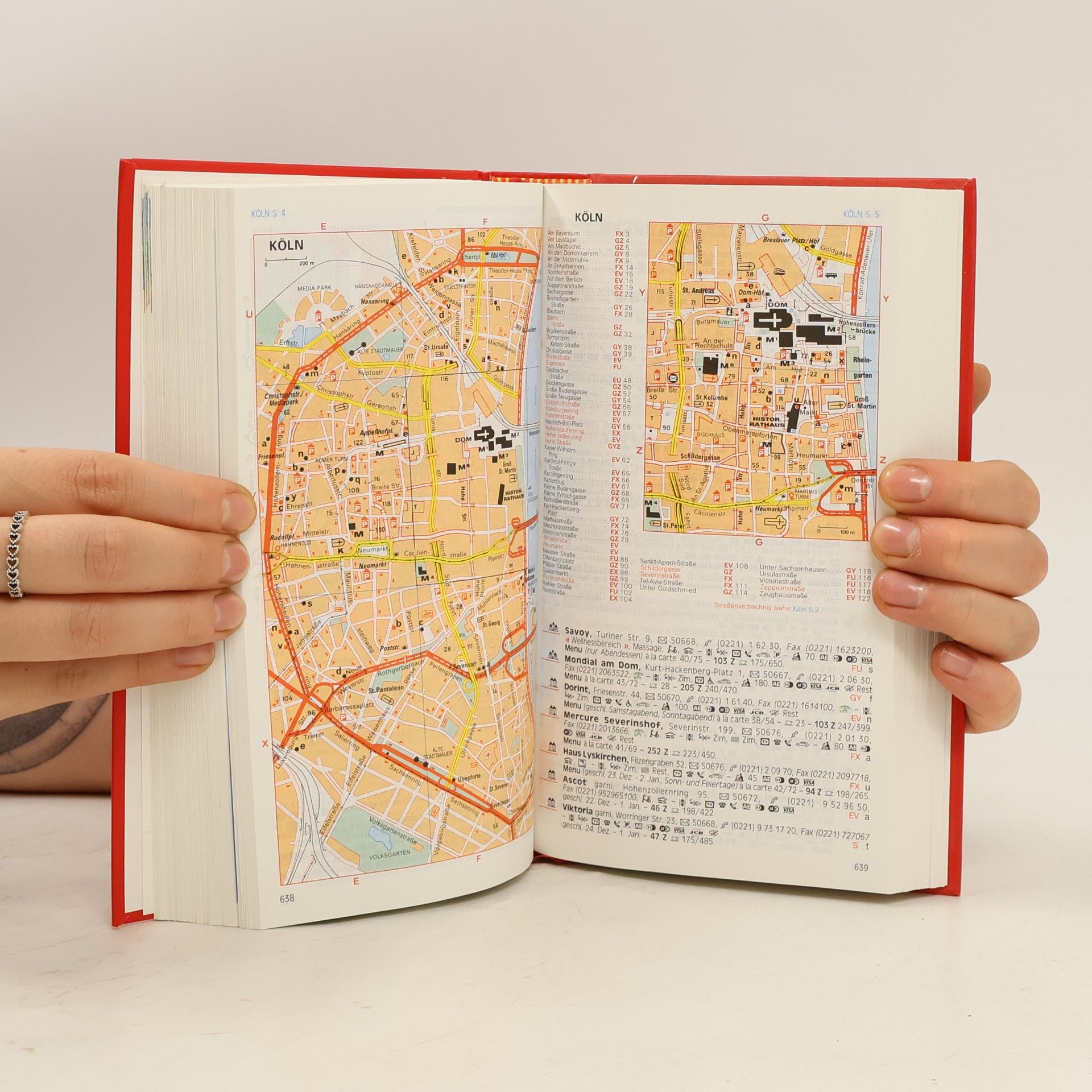 Various authors Deutschland Hotels and Restaurants 2000