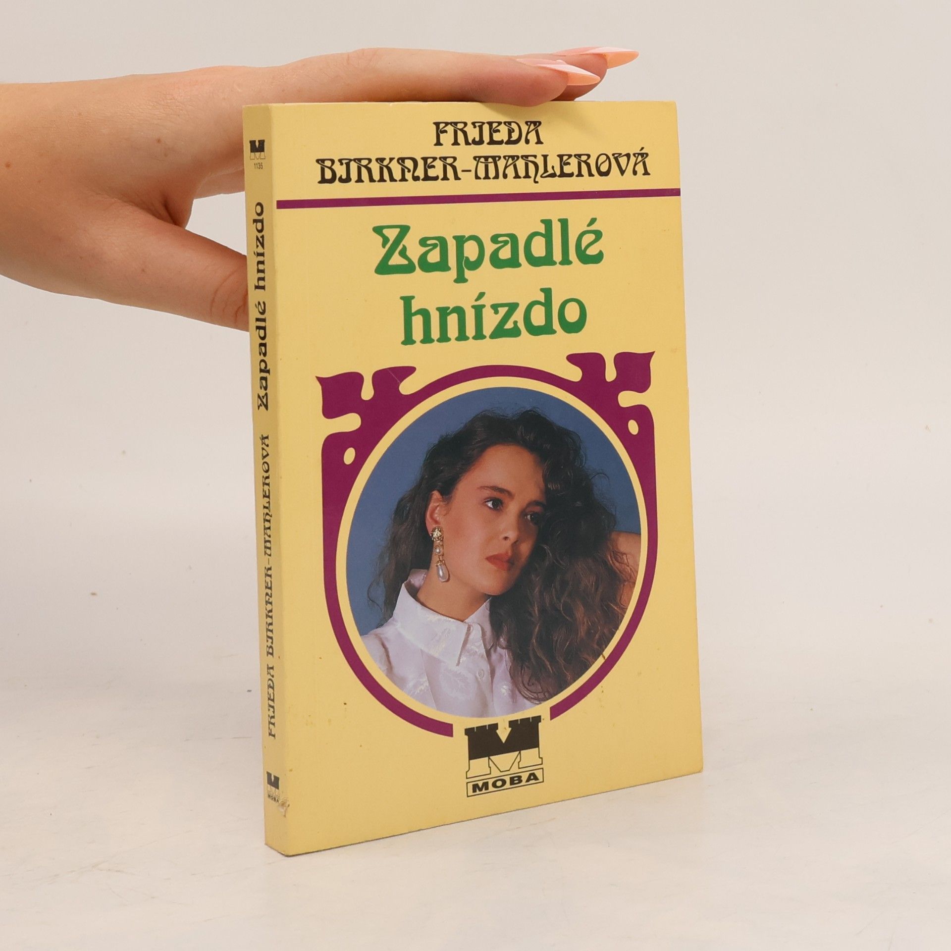 Zapadlé hnízdo