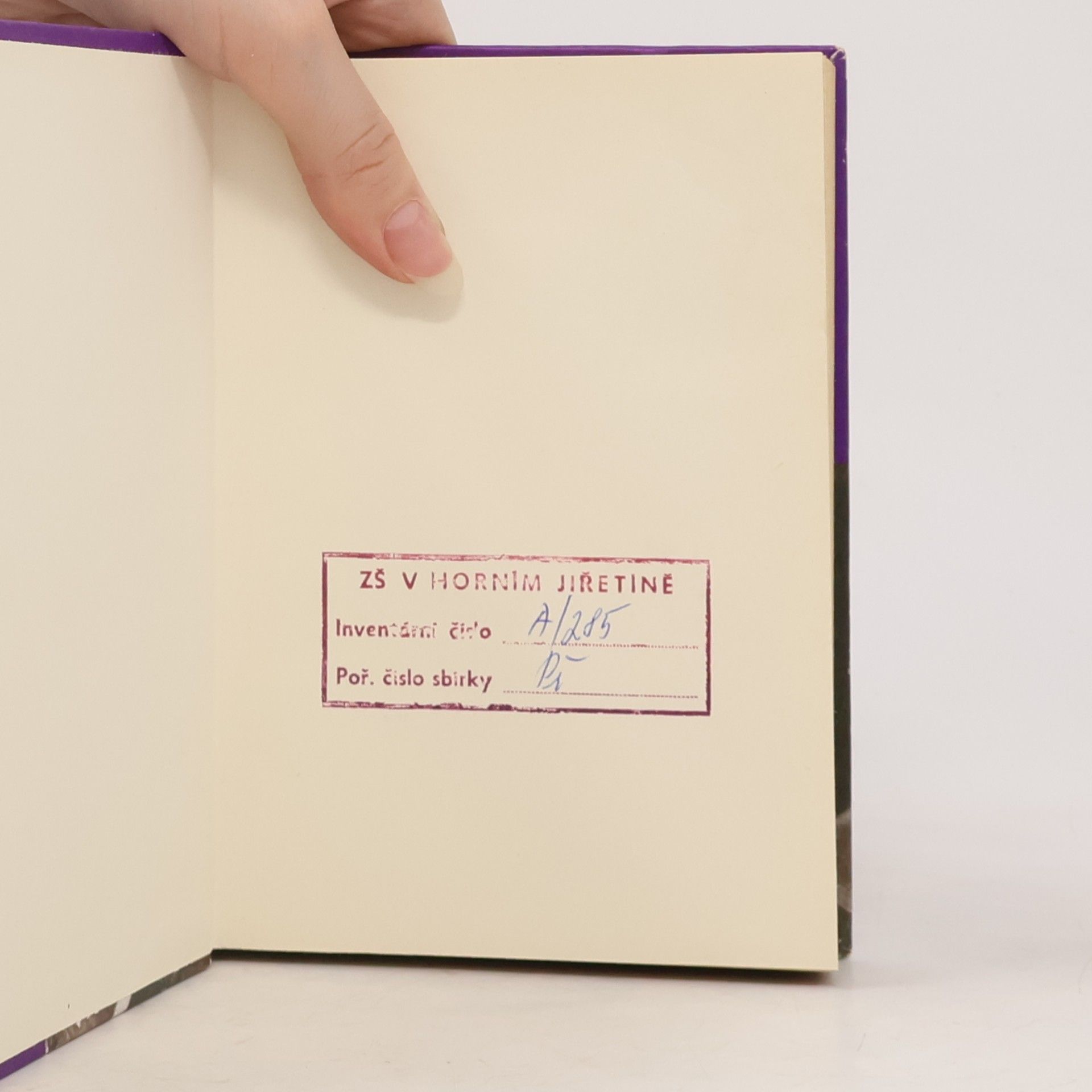 Zdeněk Veger Kapesní atlas okrasných ptáků