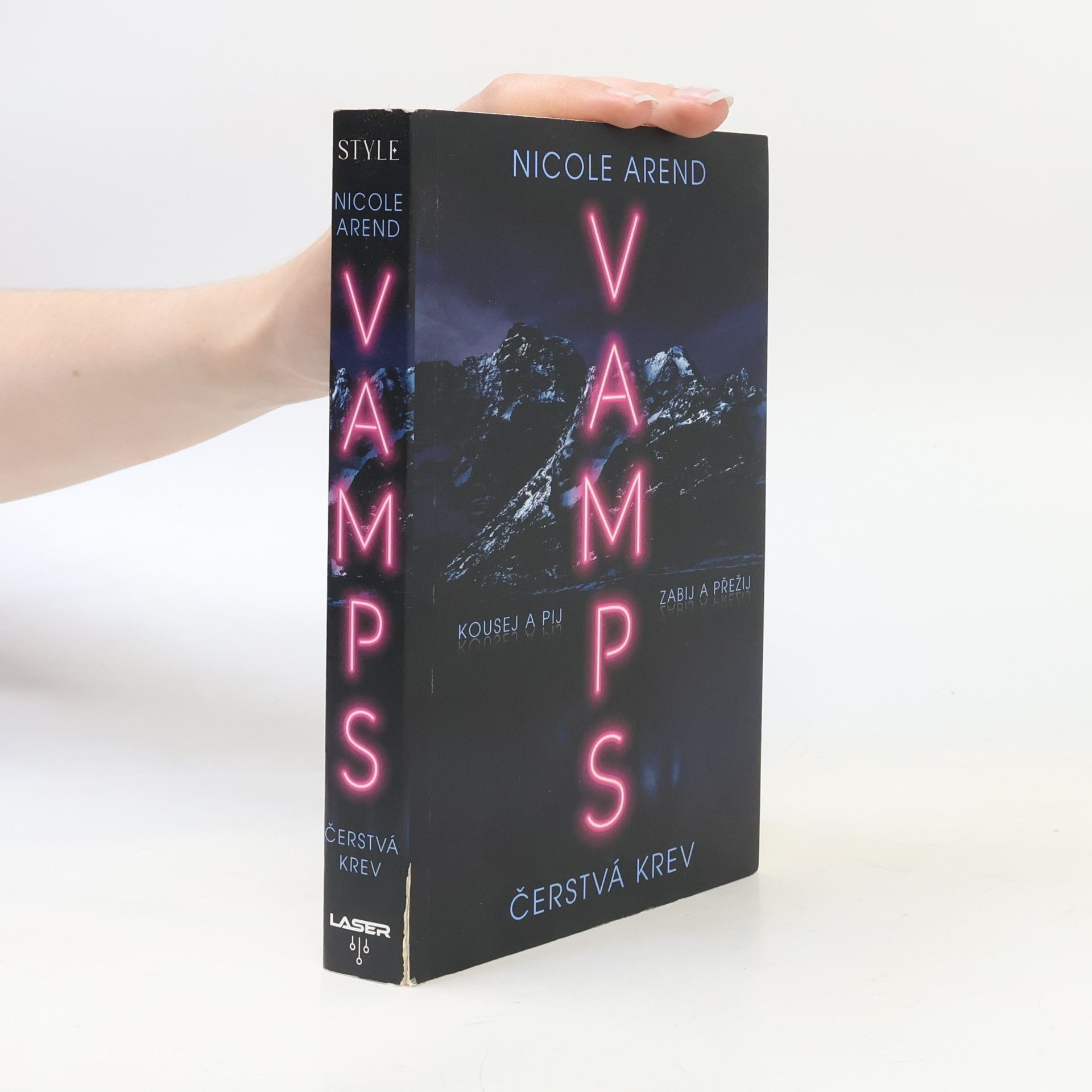 Nicole Arend VAMPS. Čerstvá krev