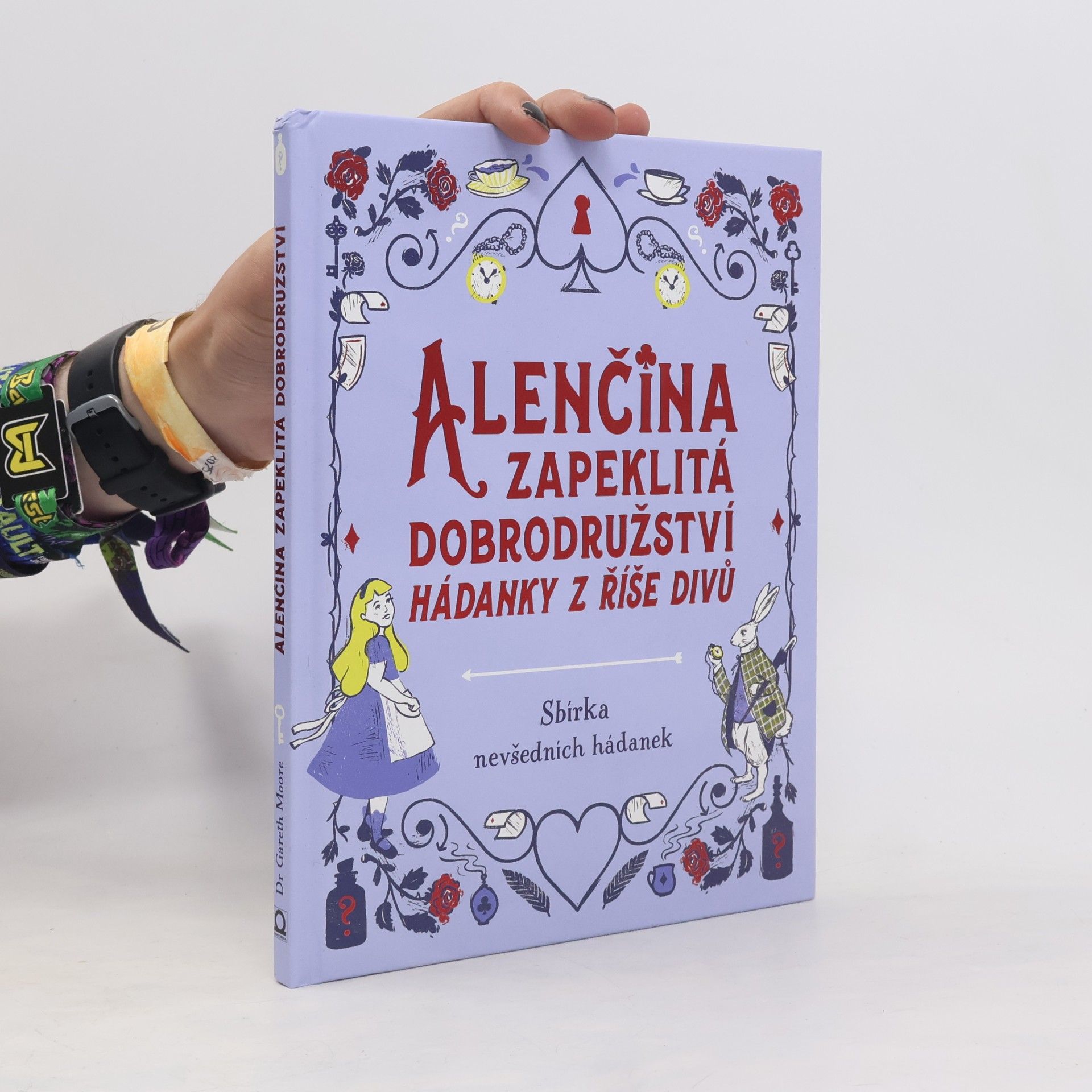 Gareth Moore Alenčina zapeklitá dobrodružství