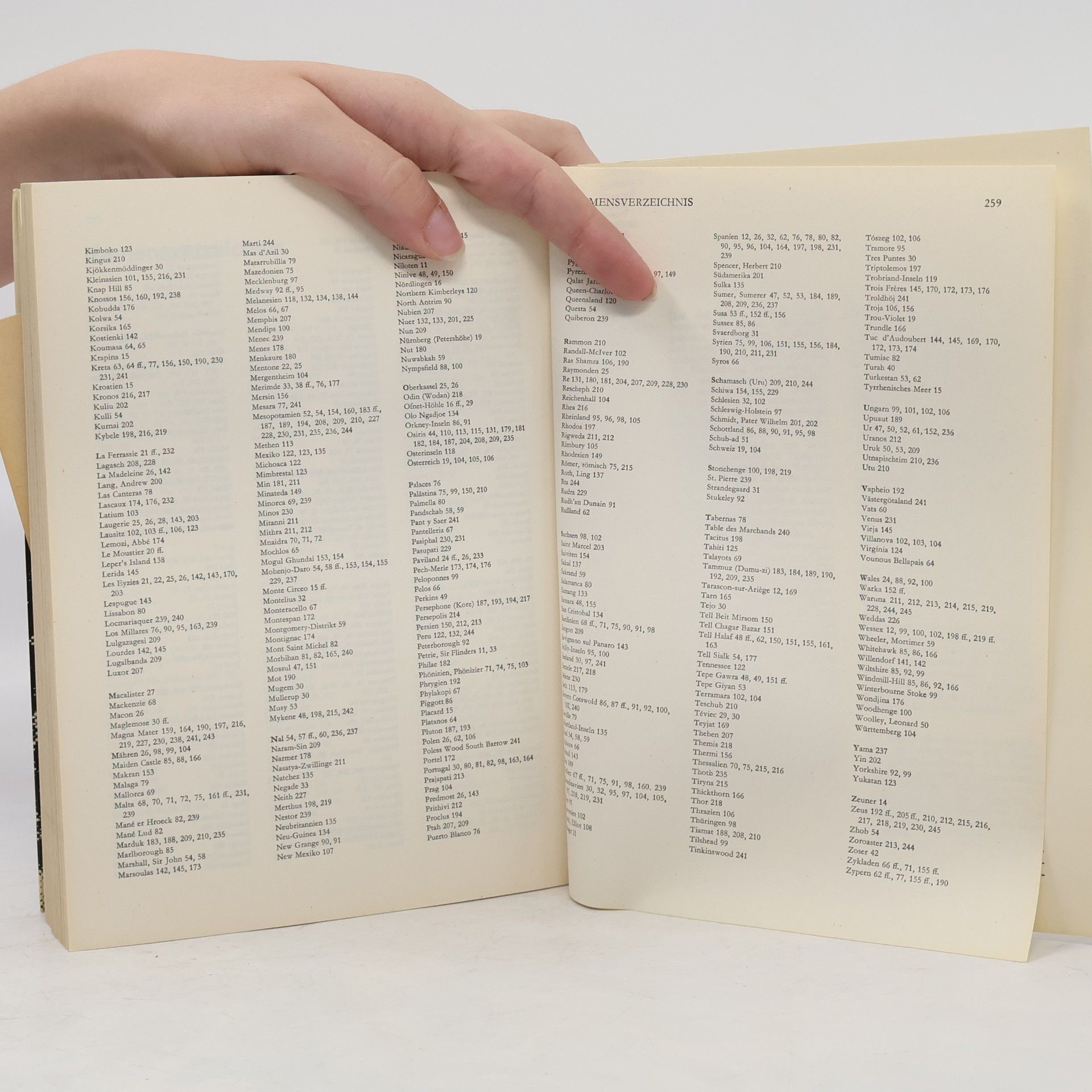 E. O. James Dokumente. Religionen der Vorzeit