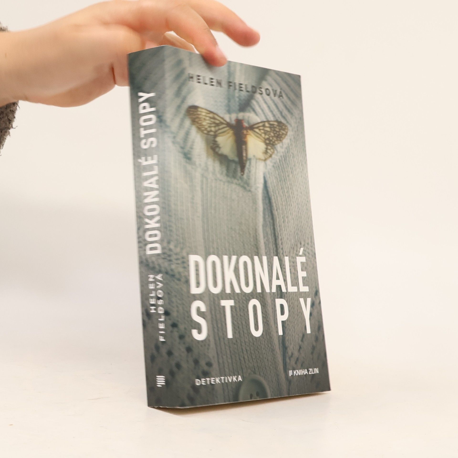 Helen Fields Dokonalé stopy